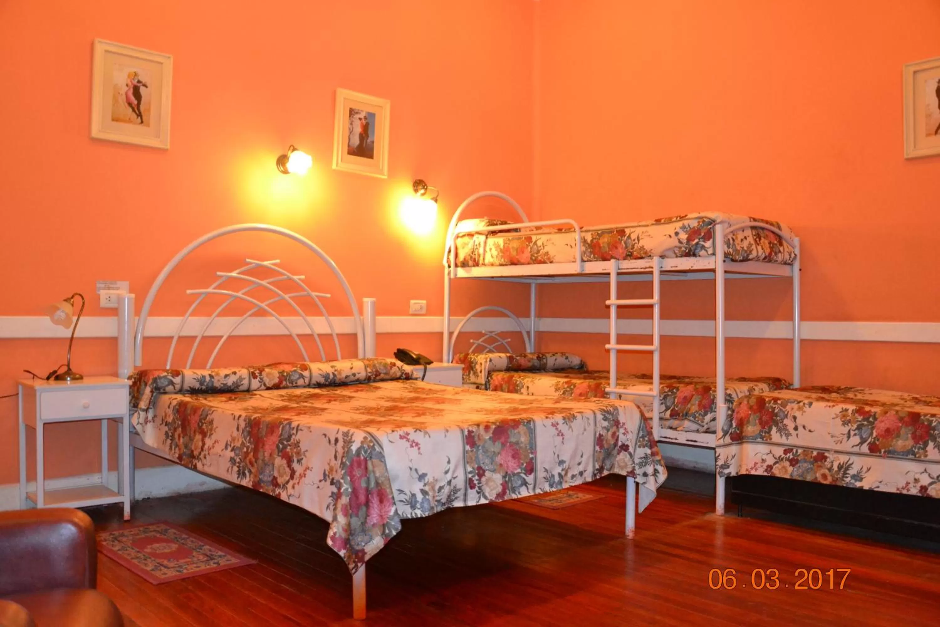 Bunk Bed in Hotel Victoria