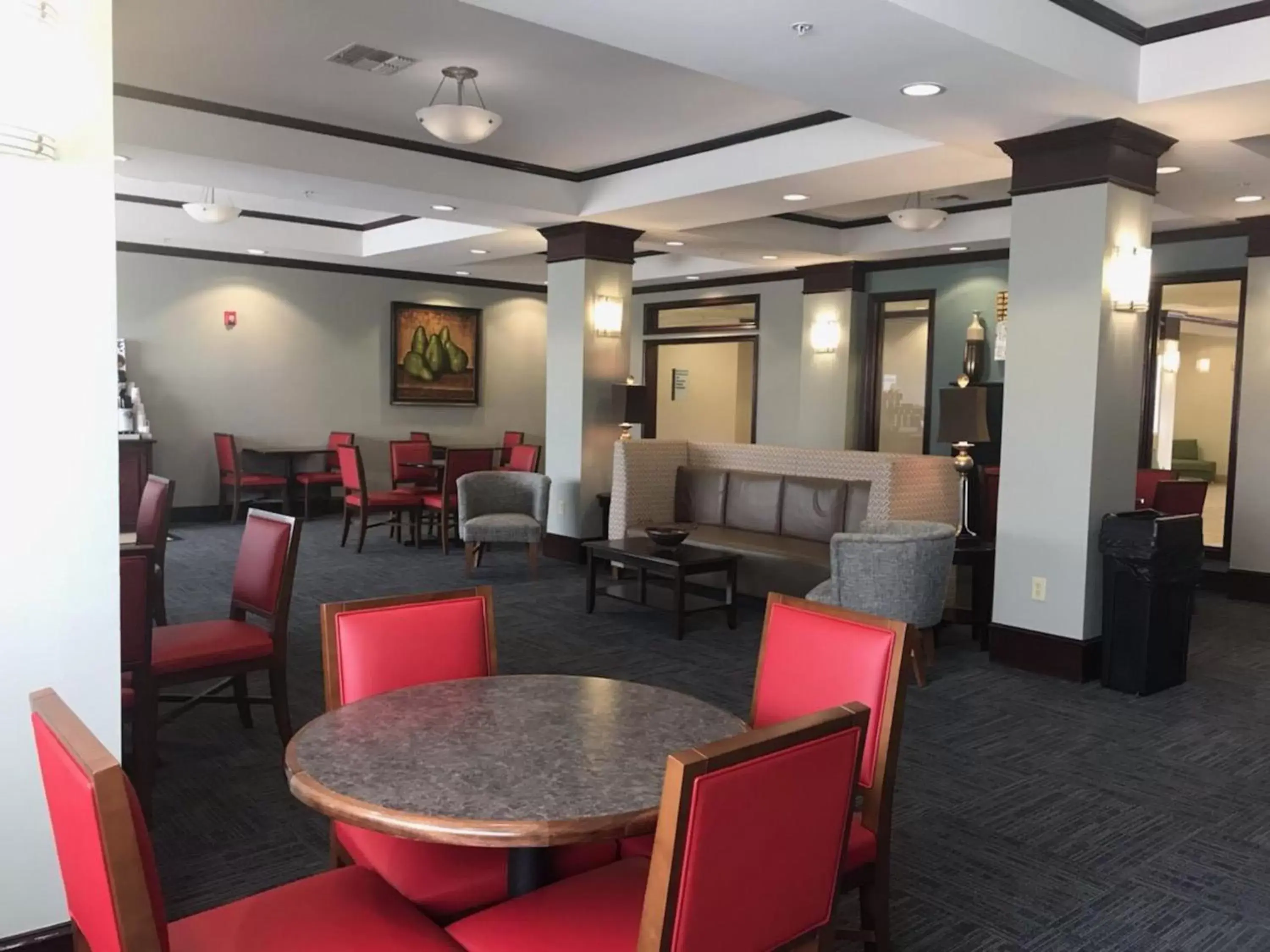 Breakfast, Restaurant/Places to Eat in Holiday Inn Express and Suites Snyder, an IHG Hotel