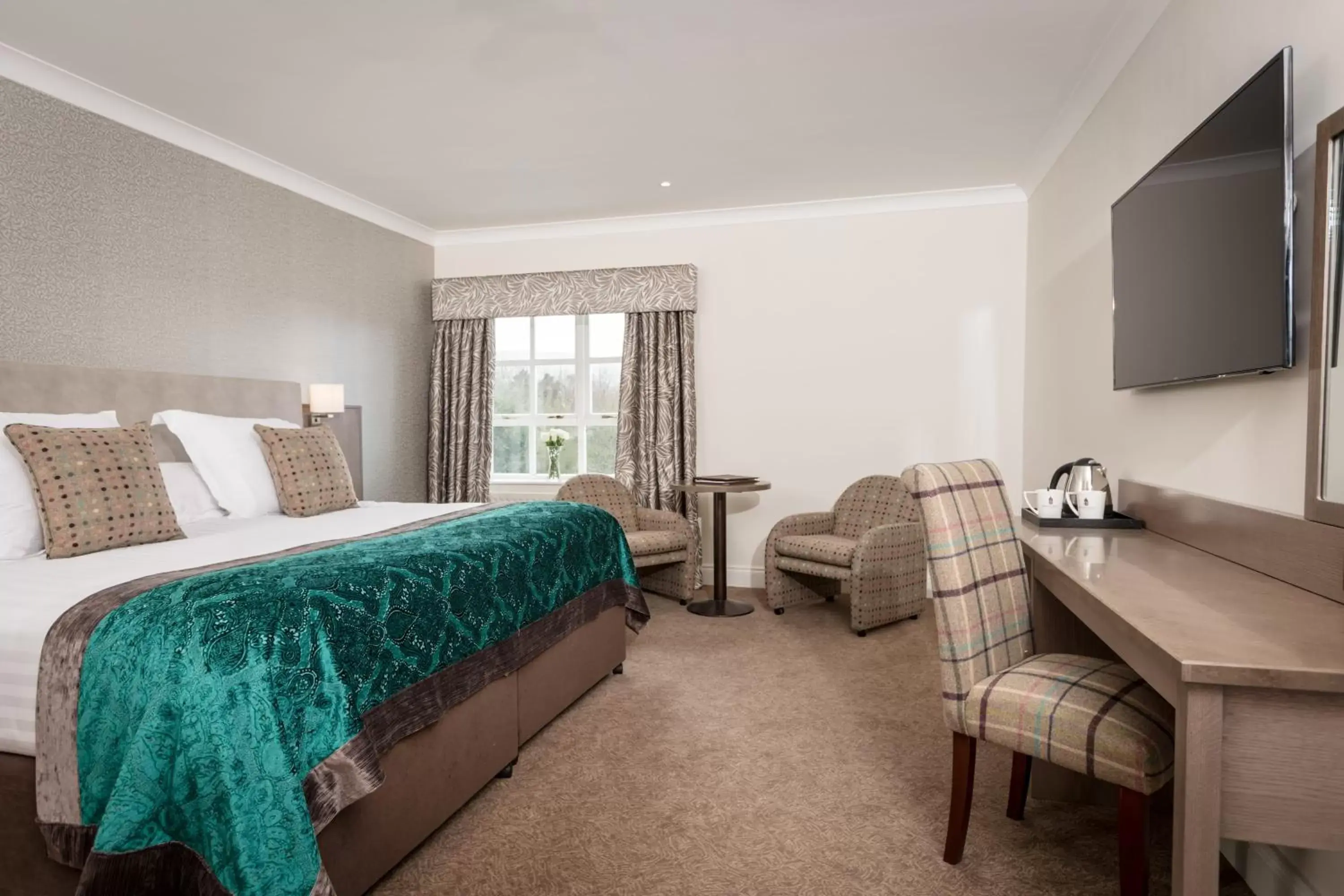 Bedroom, TV/Entertainment Center in Ballygally Castle