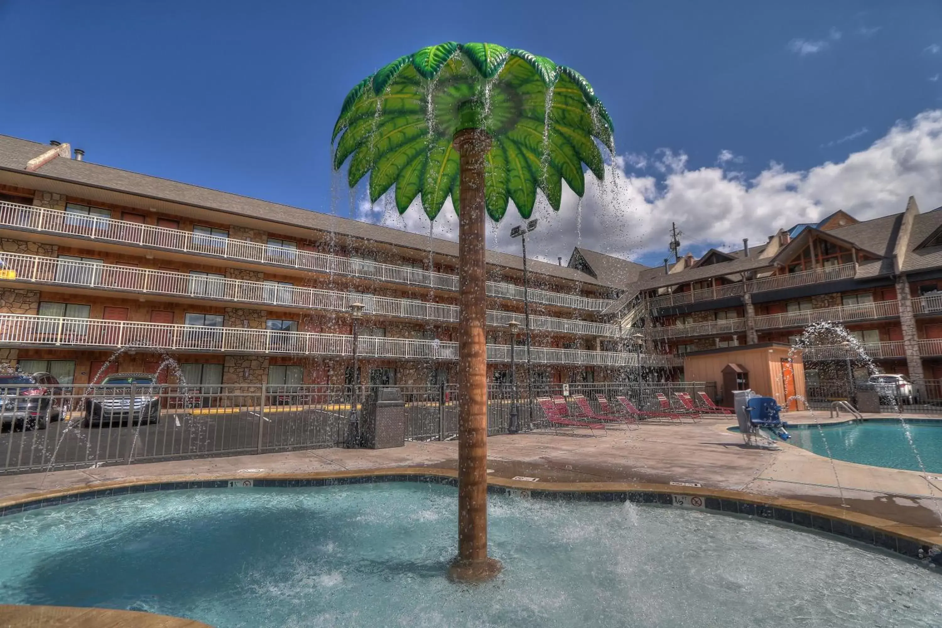 Swimming Pool in Crossroads Inn & Suites