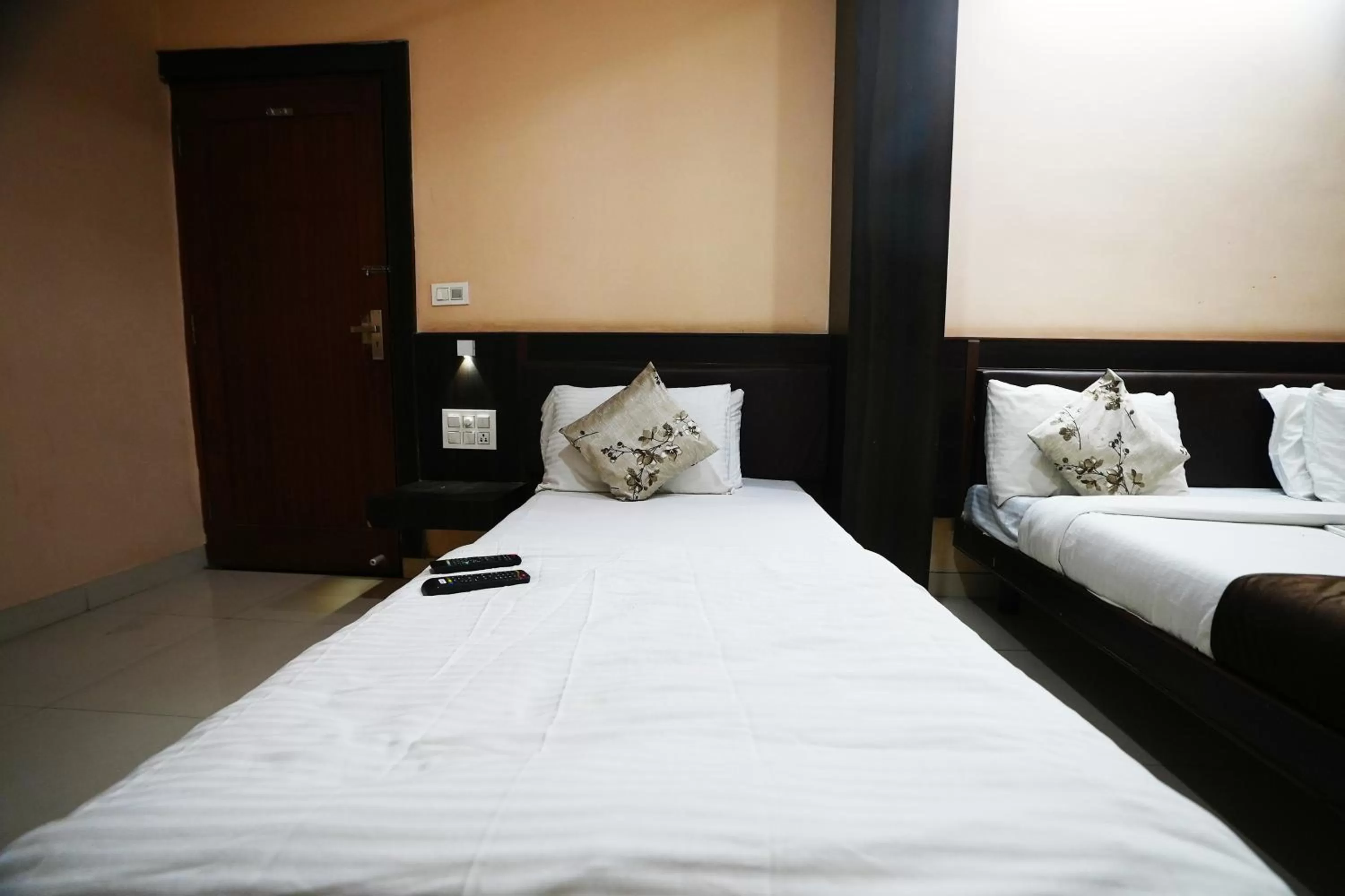 Bed in Hotel Madurai