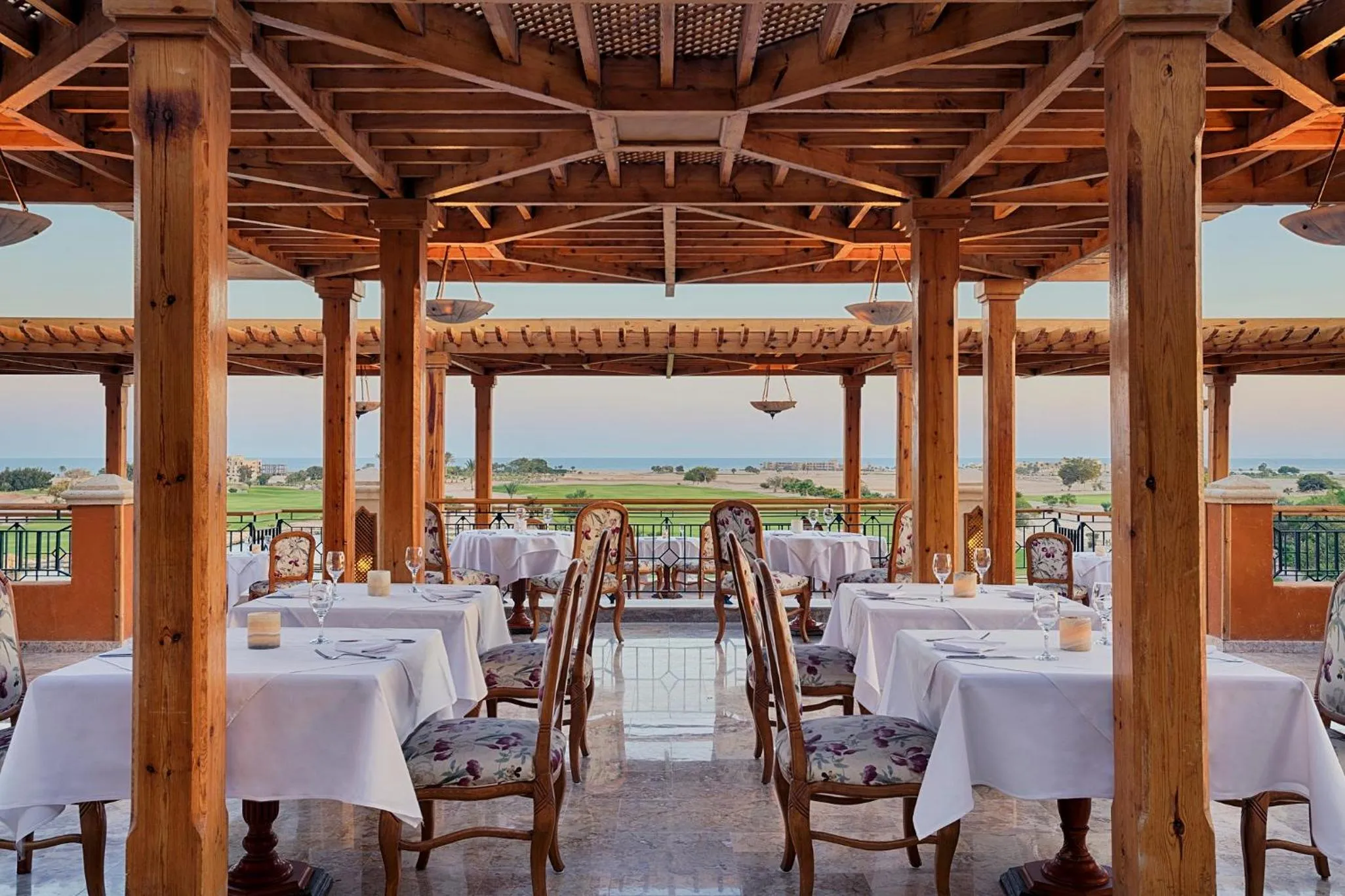 Restaurant/places to eat in The Cascades Golf Resort, Spa & Thalasso