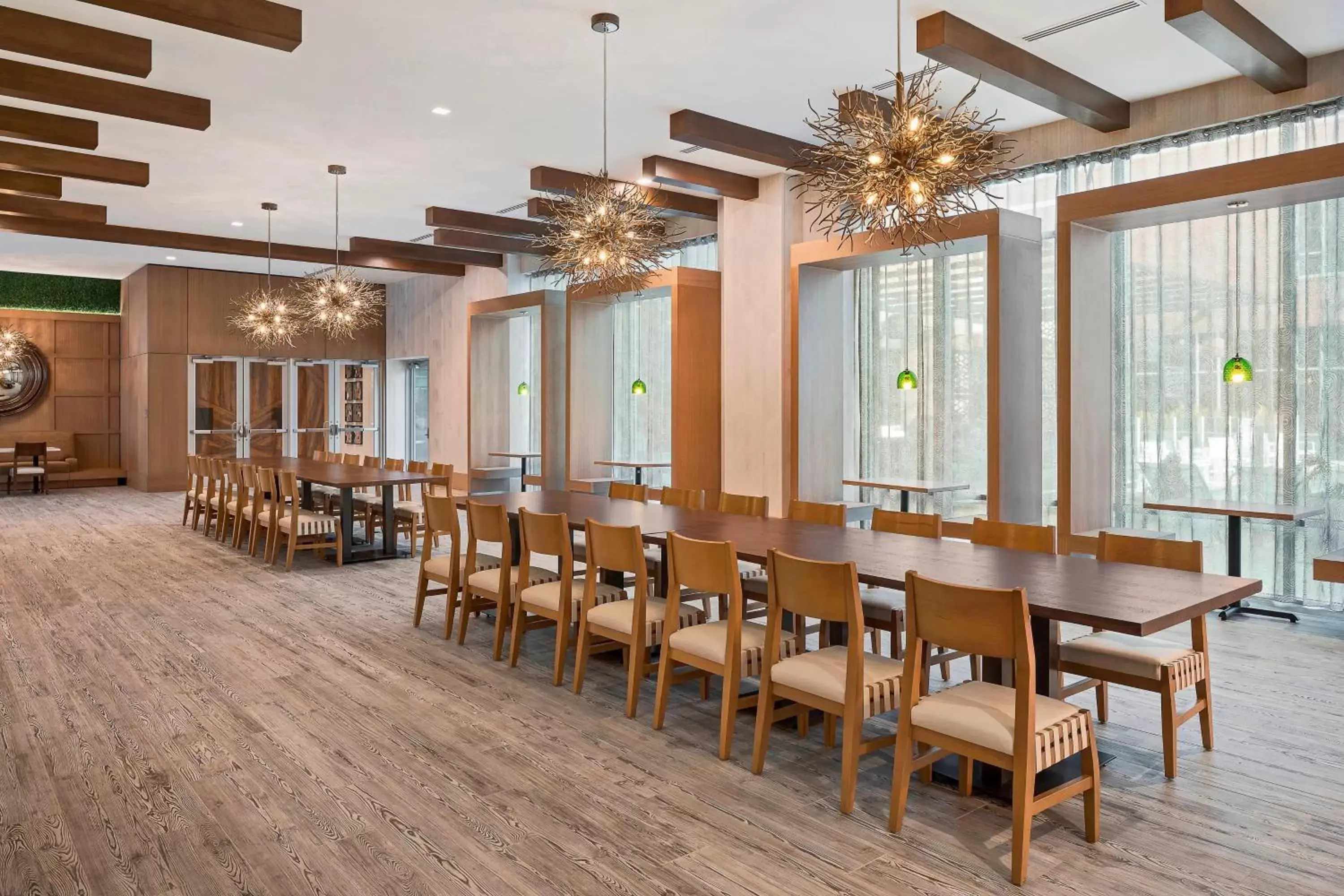 Restaurant/Places to Eat in Residence Inn by Marriott Greenville Downtown