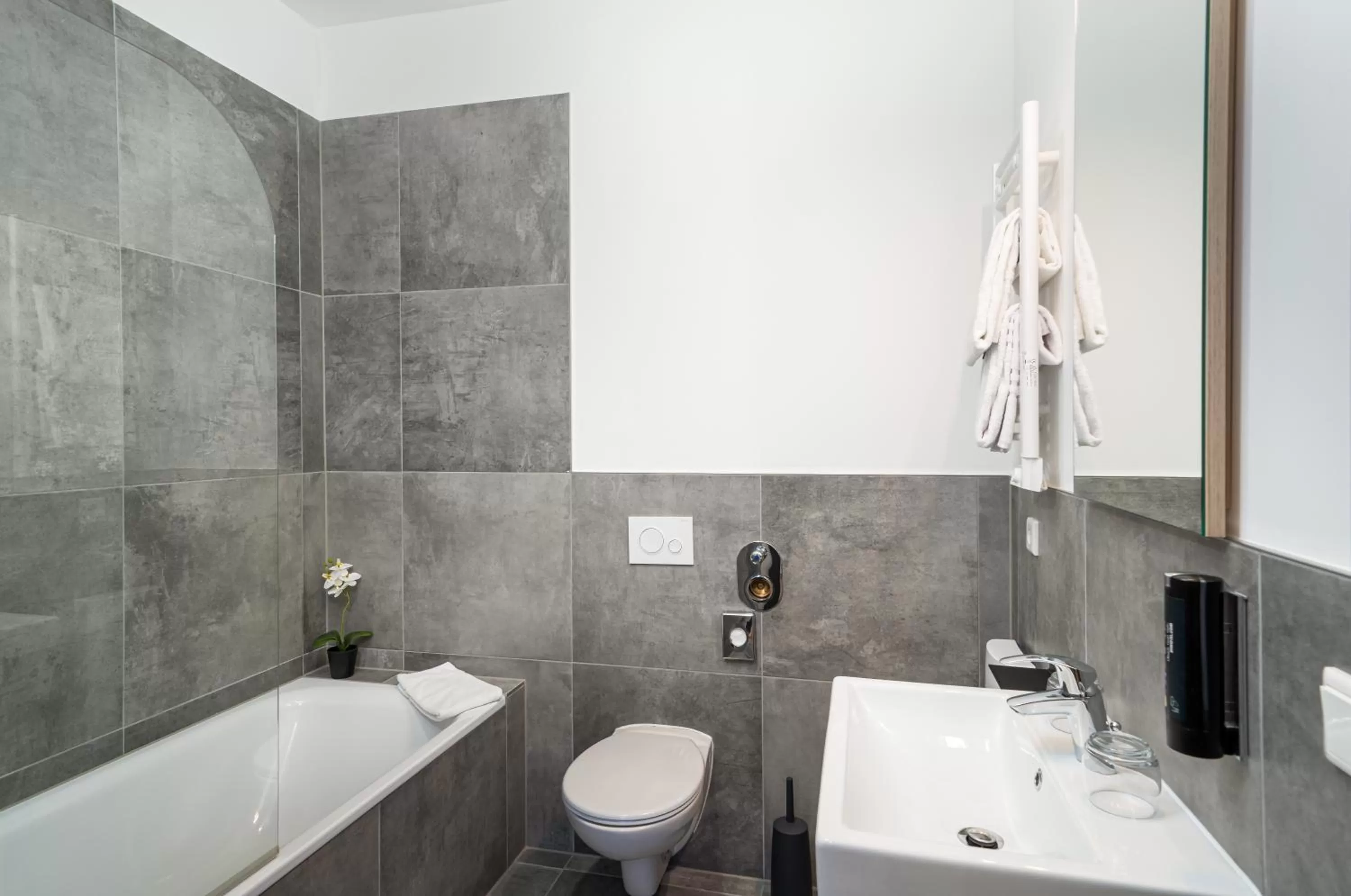 Bathroom in DIWOTEL by Trip Inn Frankfurt Airport Dreieich