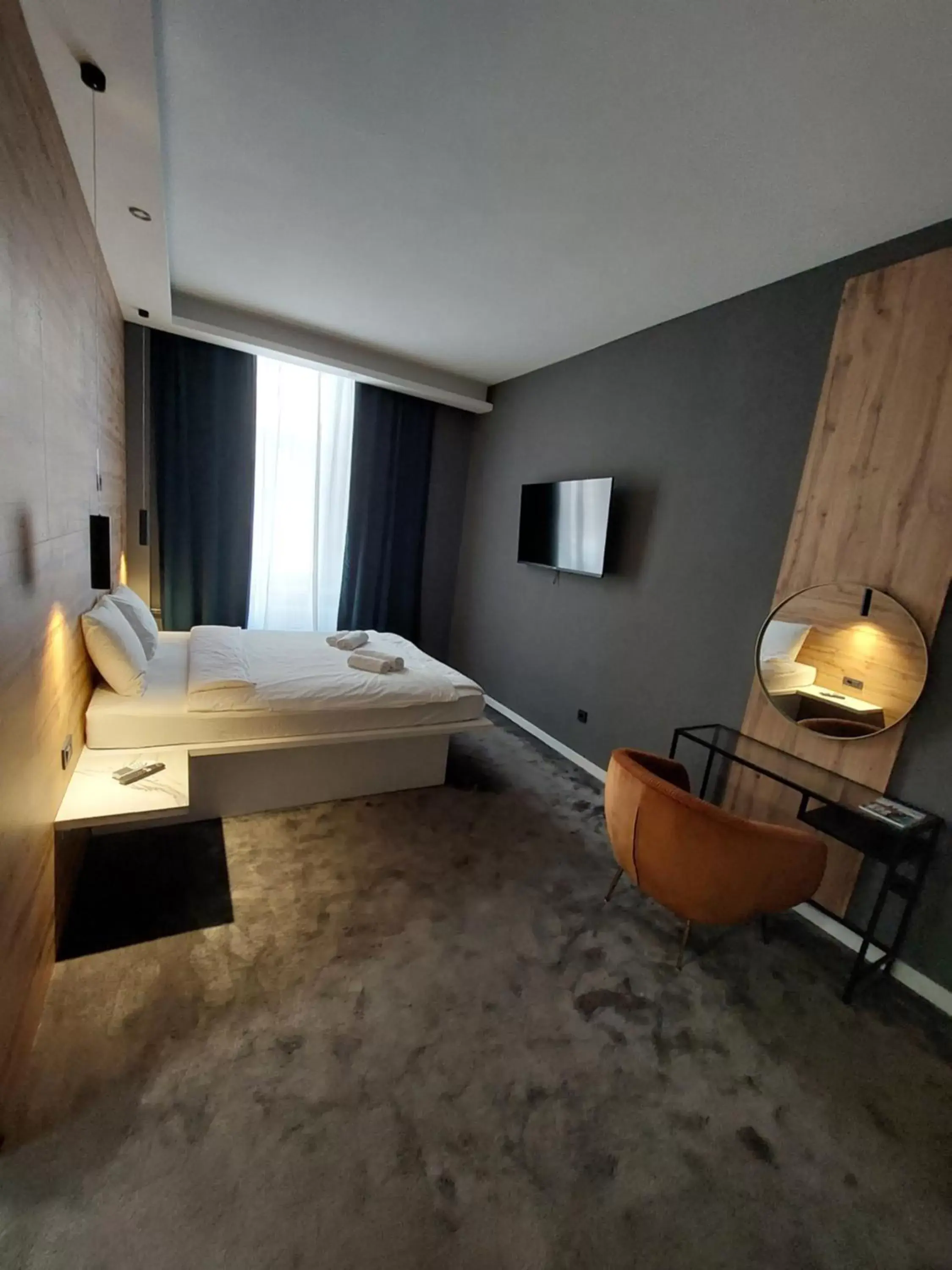 Double Room in A8 b&b Double Room in A8 b&b