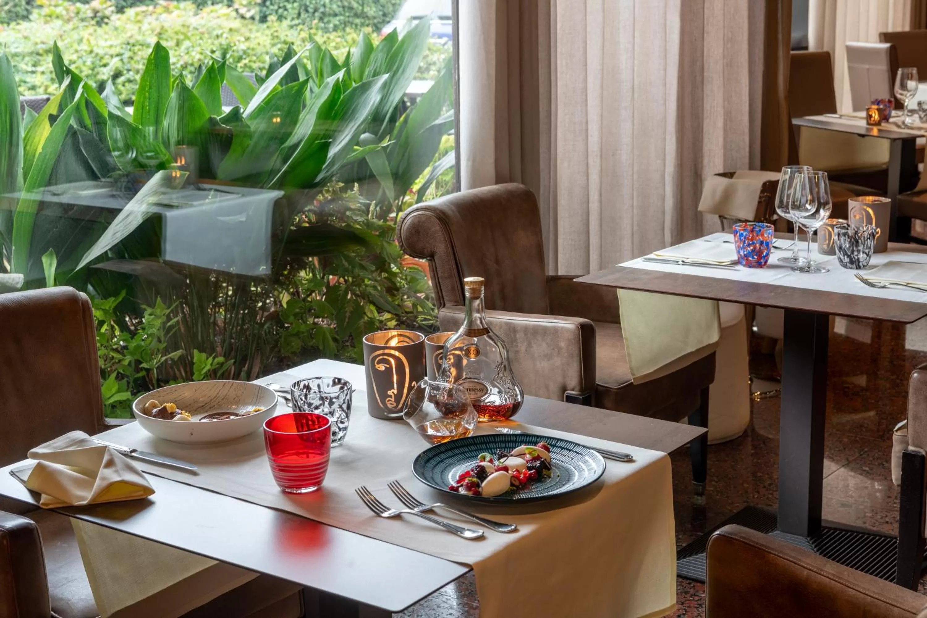 Restaurant/places to eat in Hotel Leopardi