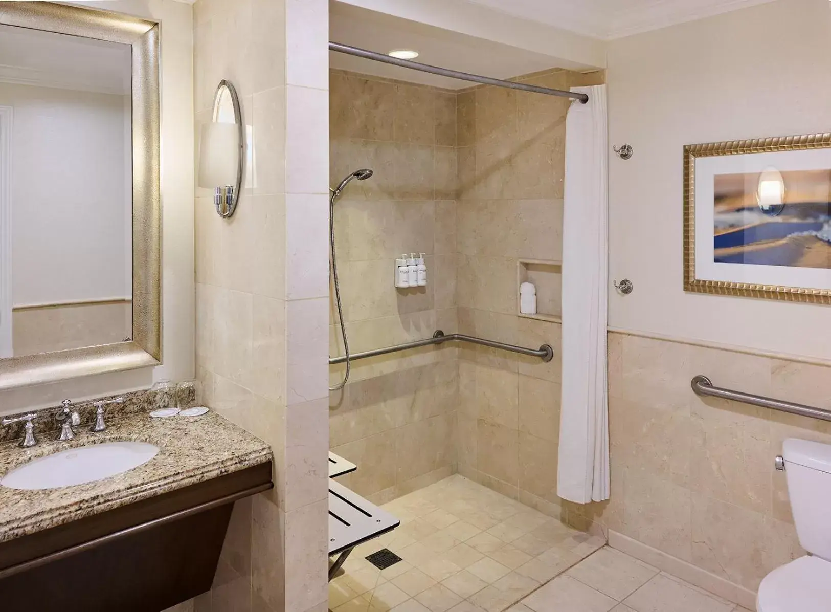 Bathroom in Balboa Bay Resort