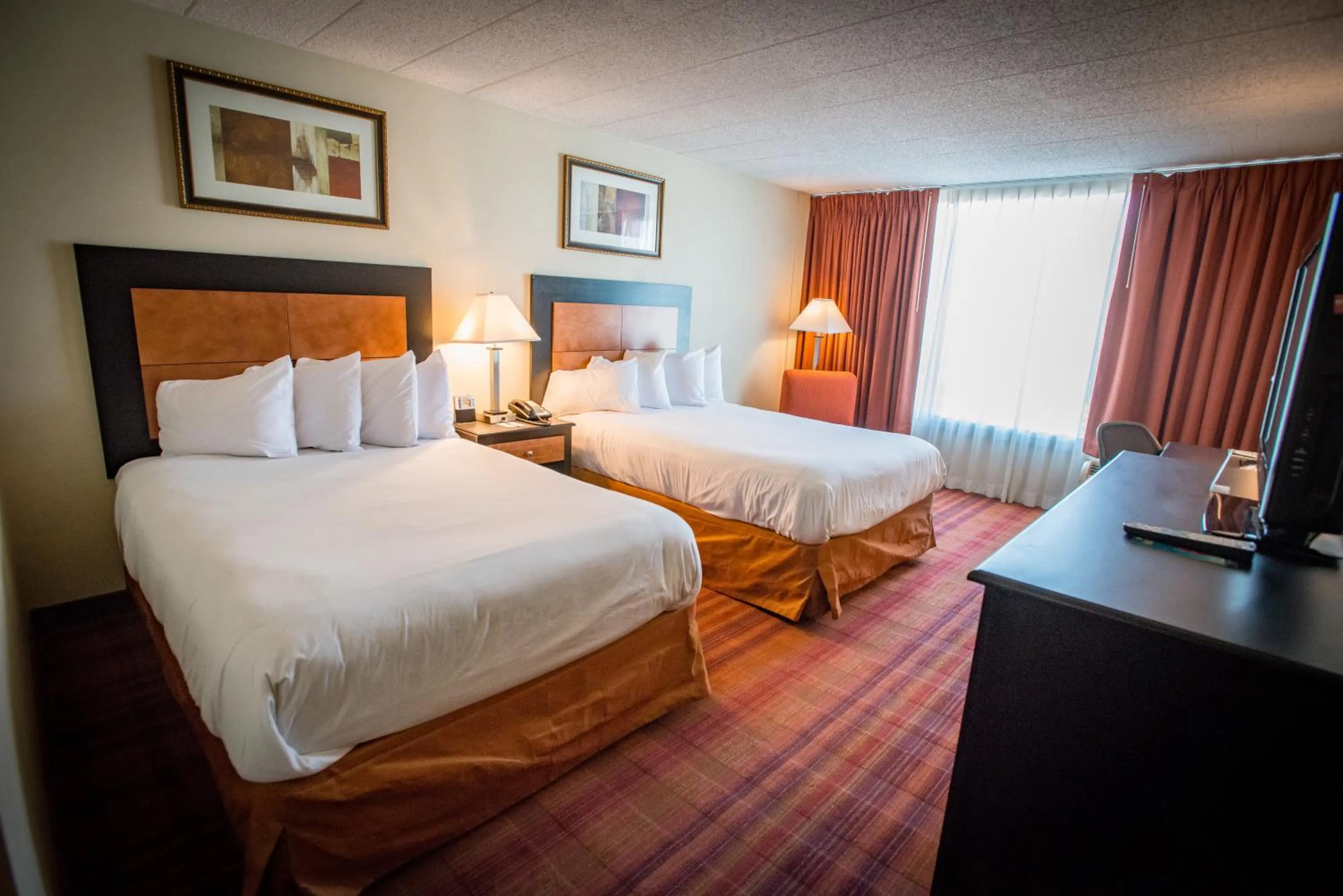 Bed in Exton Hotel and Conference Center