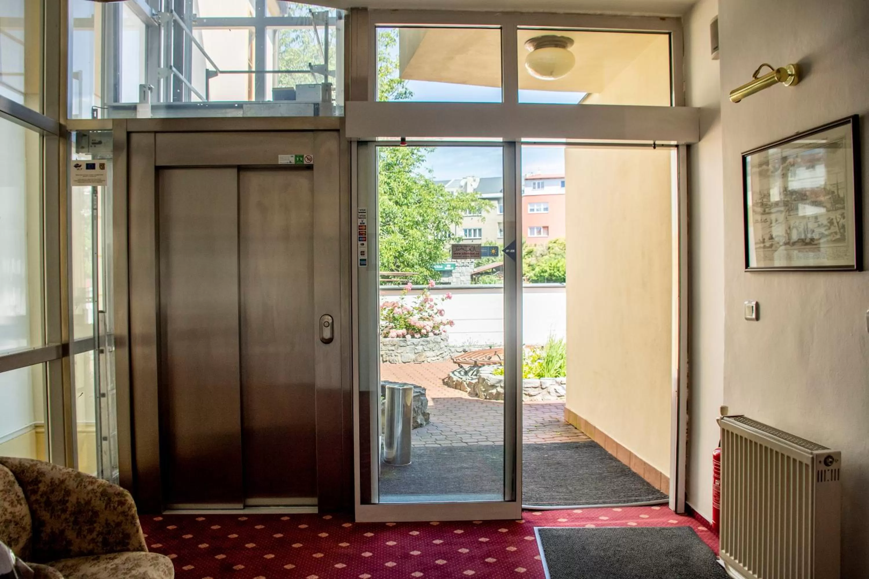 Lobby or reception in Lafayette