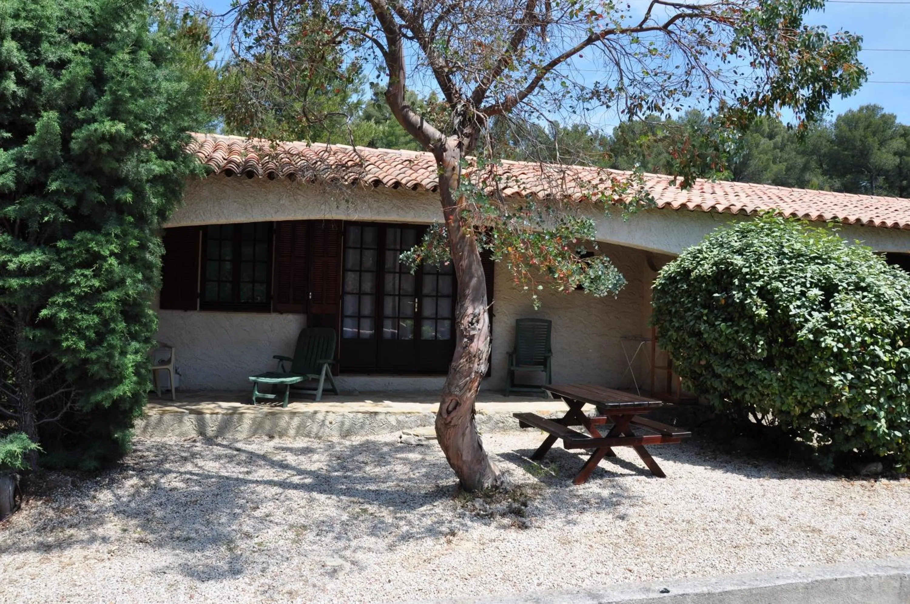 Facade/entrance in La Cigalière
