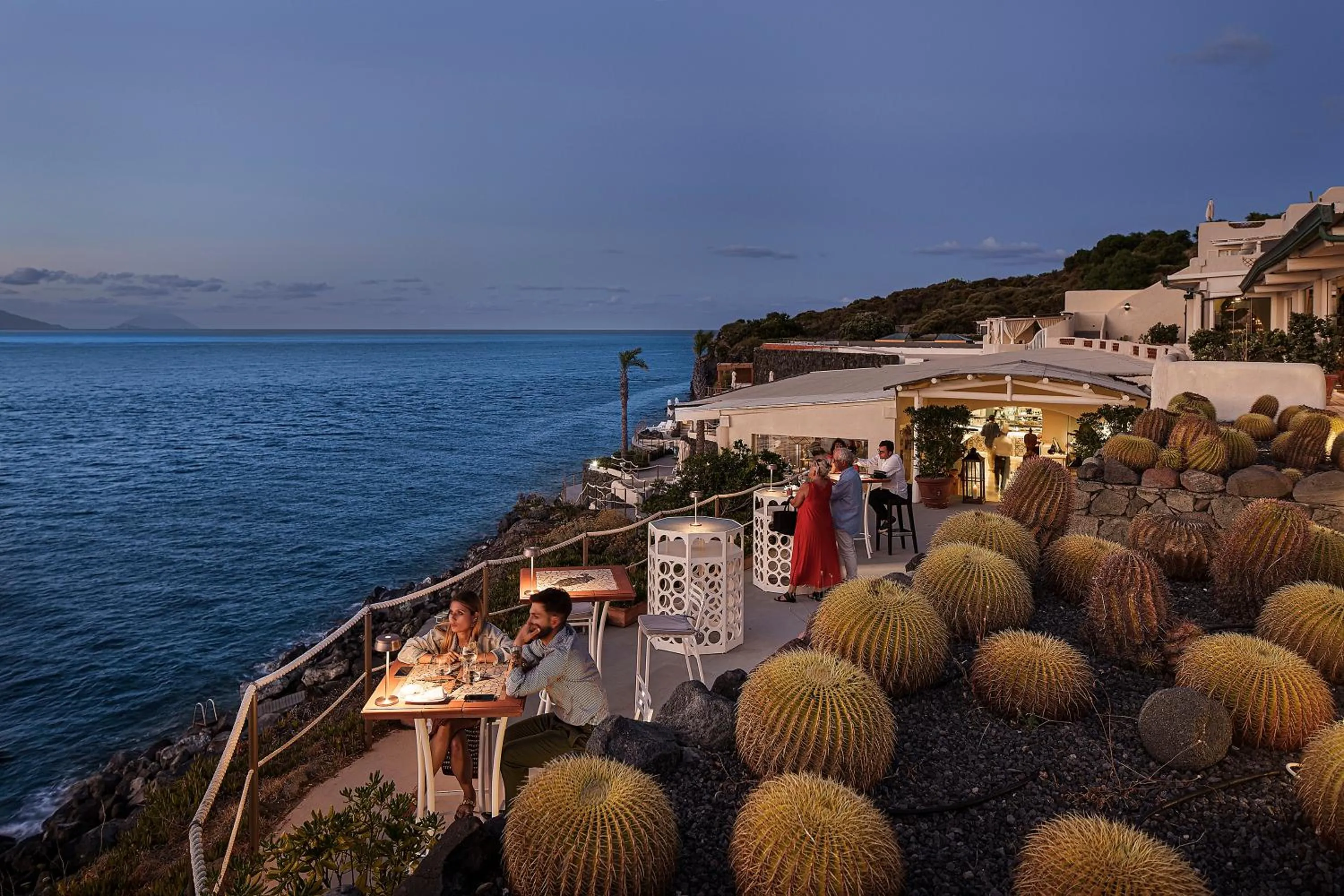 Restaurant/places to eat in Therasia Resort Sea and SPA - The Leading Hotels of the World