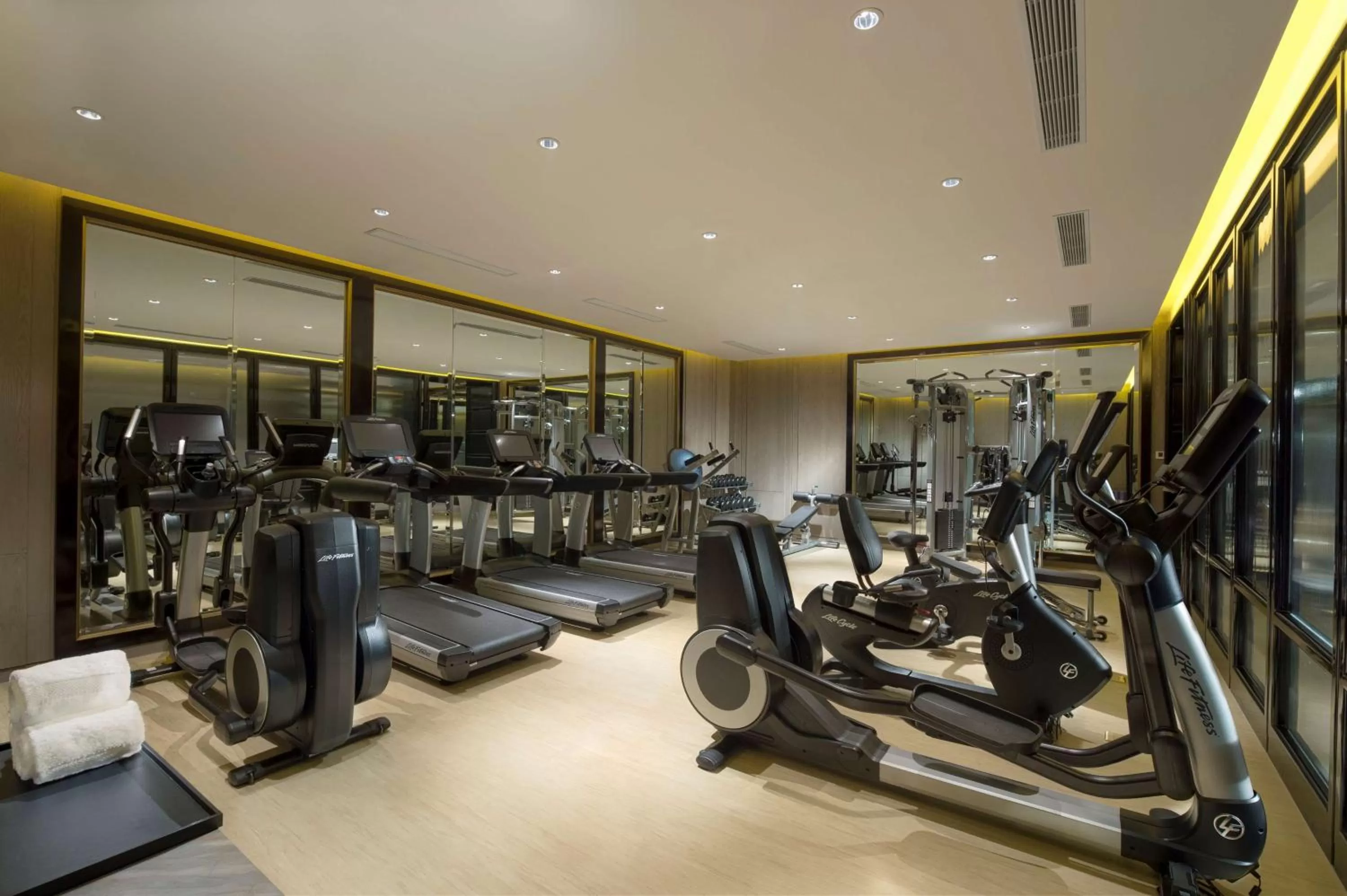 Fitness centre/facilities in Waldorf Astoria Beijing