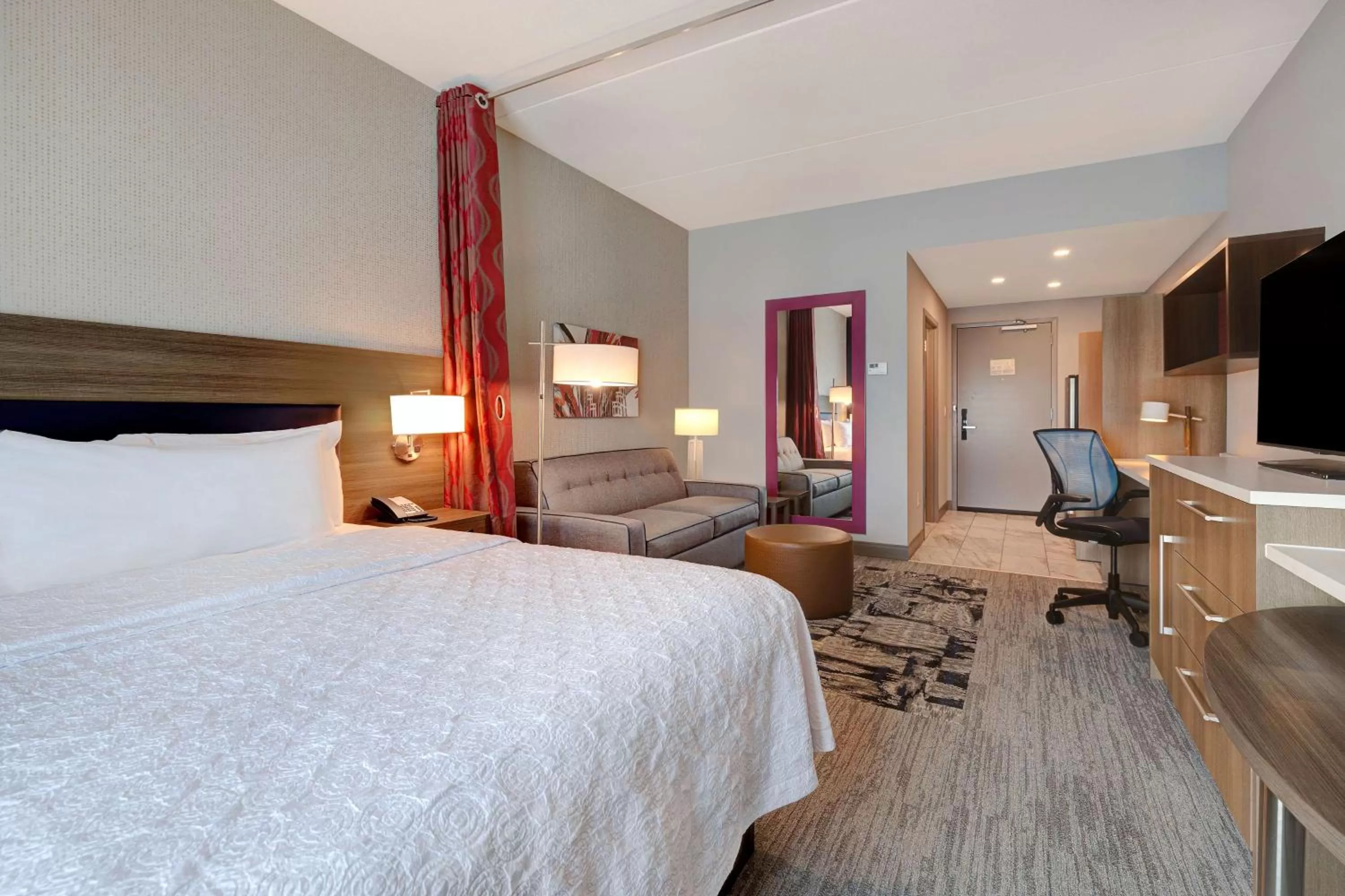 Bedroom, Bed in Home2 Suites By Hilton Nashville Downtown-Metrocenter