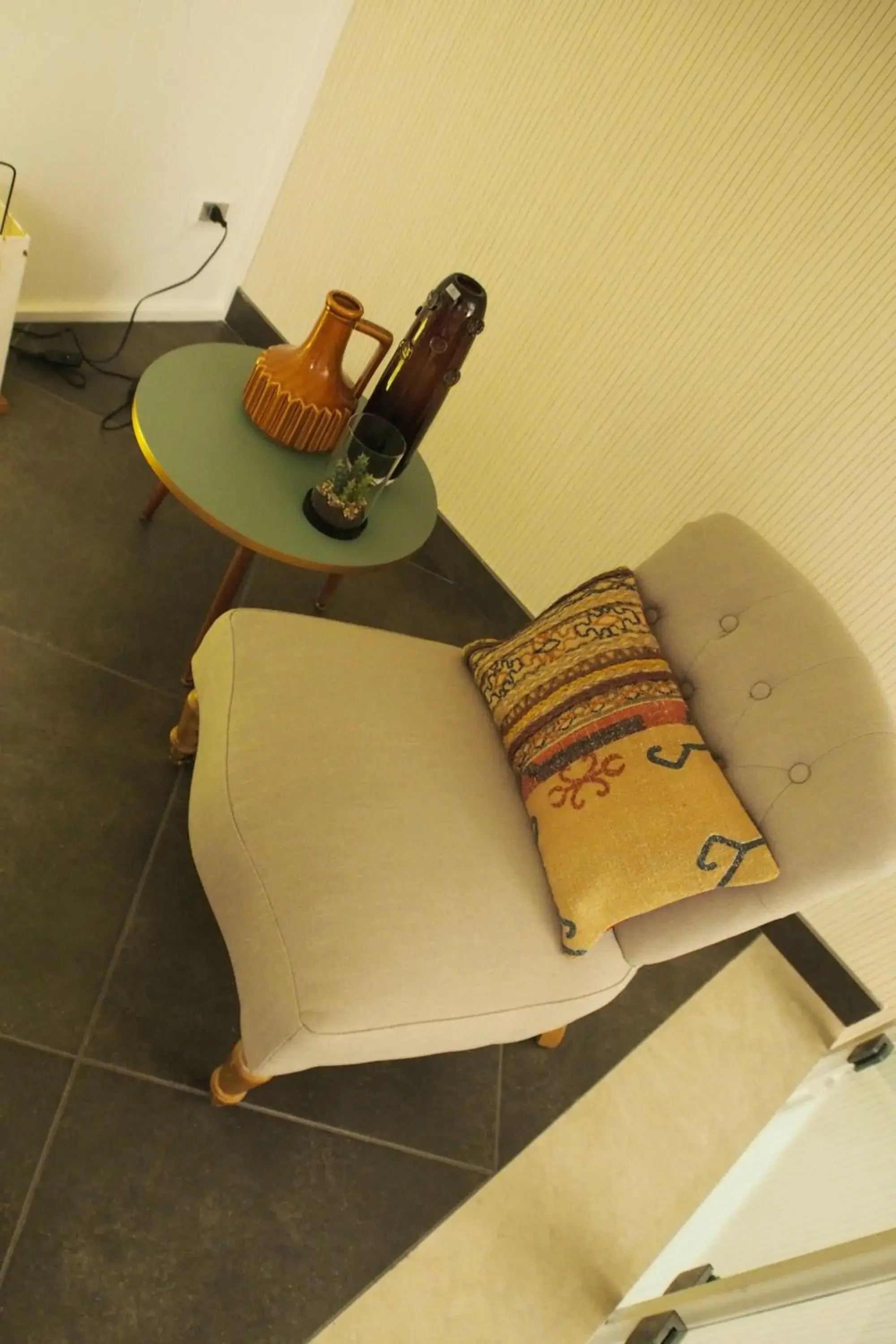 Communal lounge/ TV room, Seating Area in Terrazzani Suite