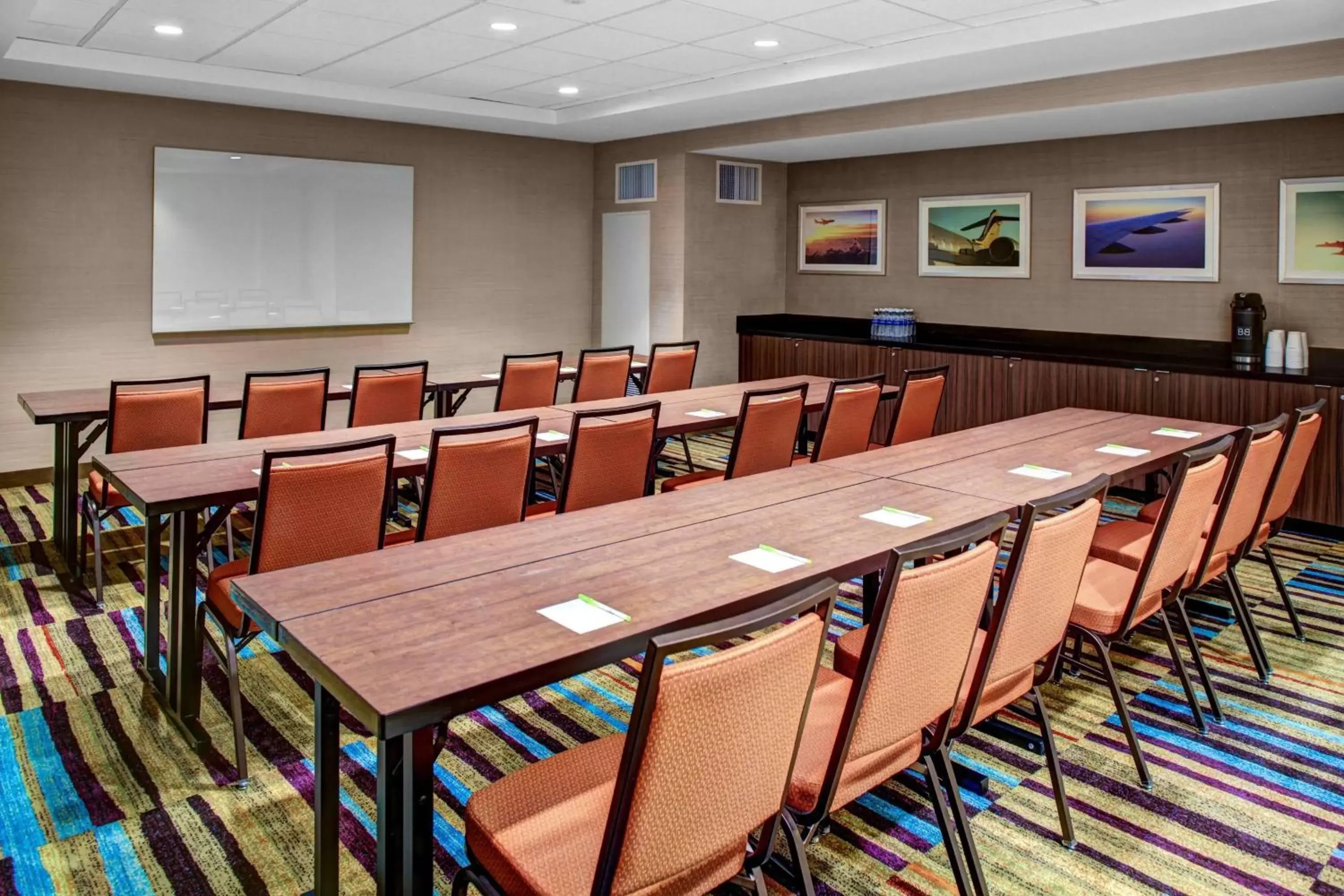 Meeting/conference room in Fairfield Inn & Suites by Marriott Los Angeles LAX/El Segundo