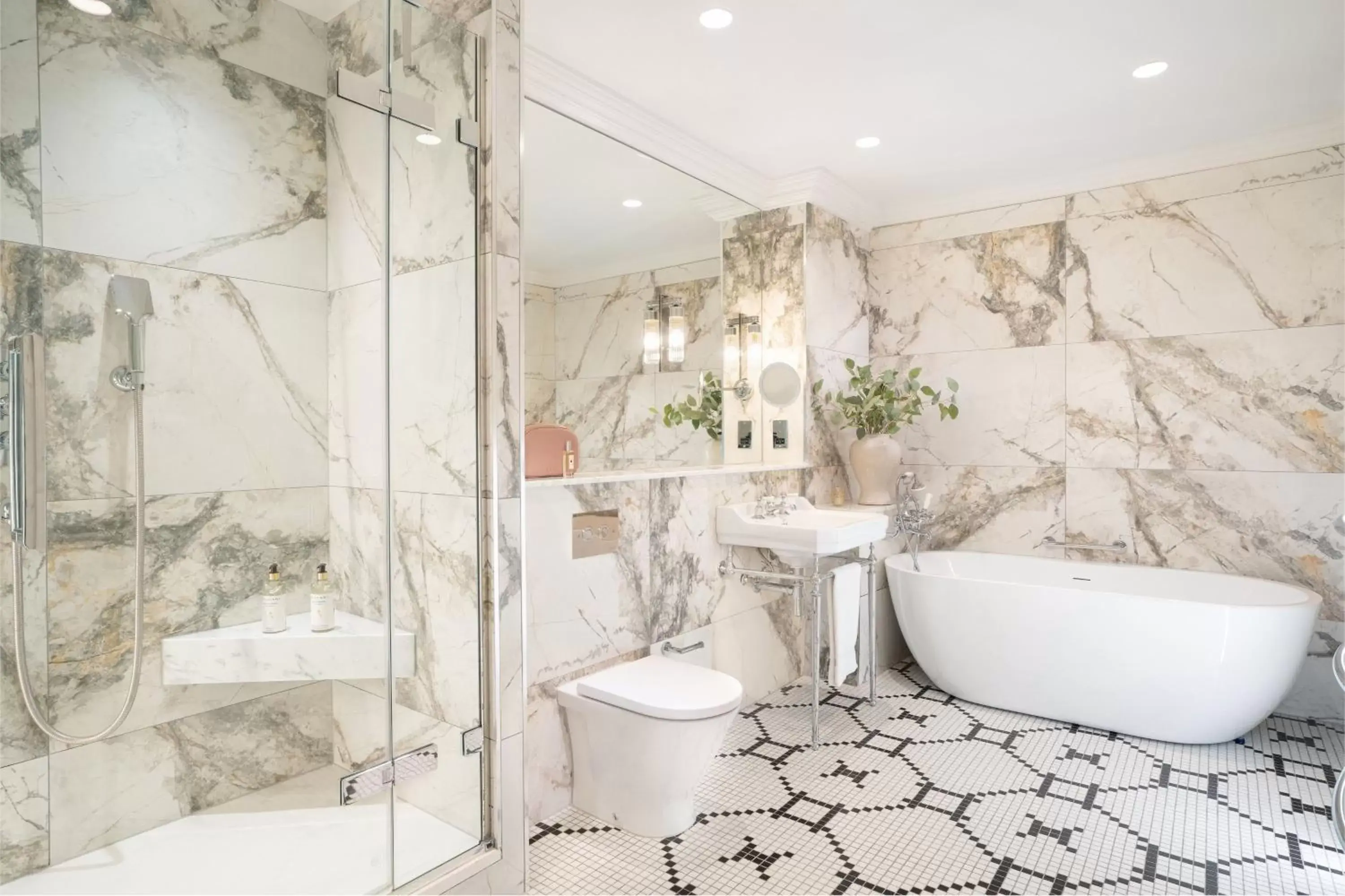 Bathroom in Mount Juliet Estate, Autograph Collection