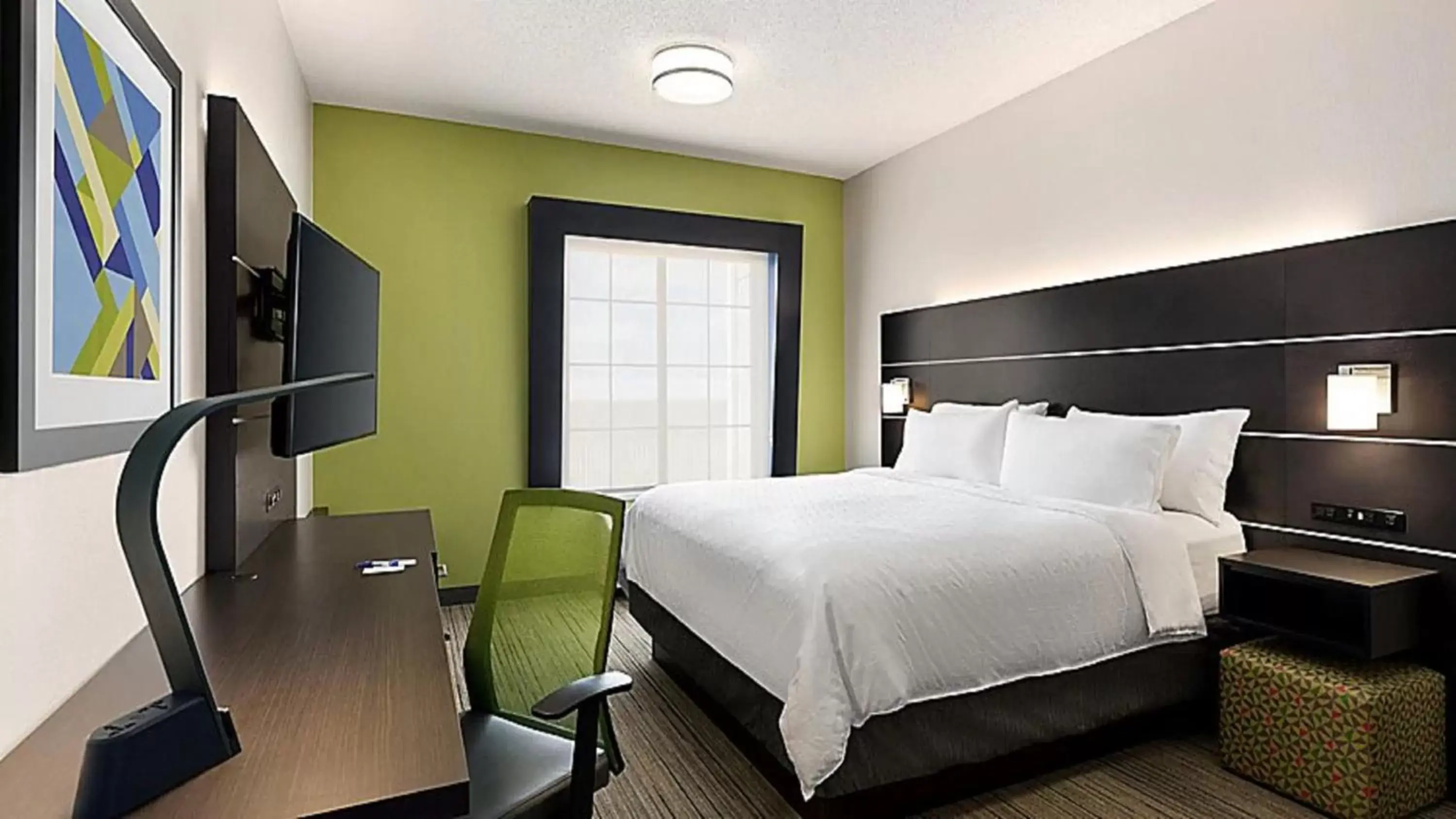 Photo of the whole room in Holiday Inn Express and Suites Pryor, an IHG Hotel