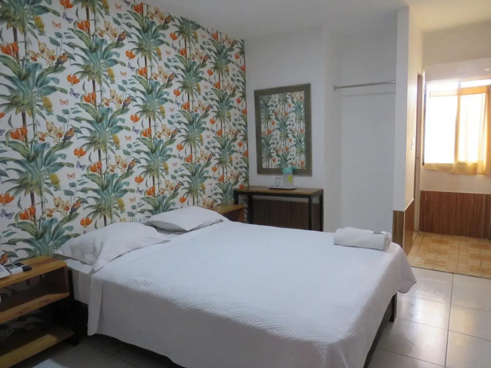 Bed in Hotel Costa Inn