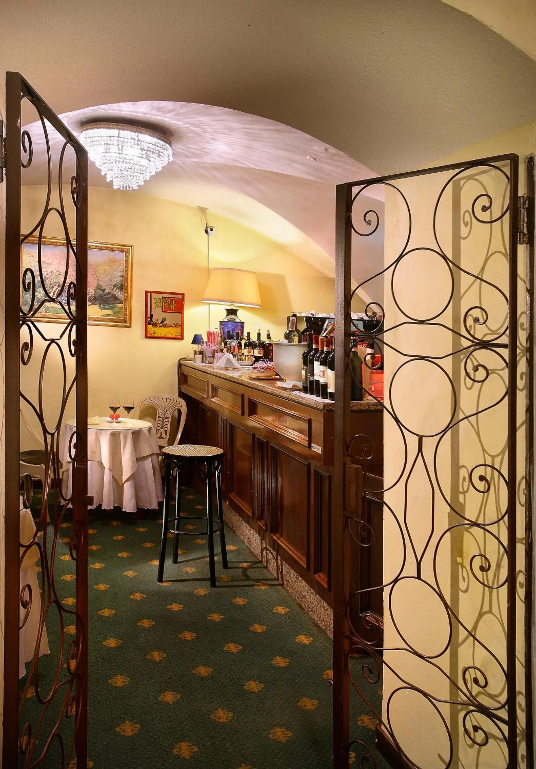 Lounge or bar in Grand Hotel Plaza & Locanda Maggiore