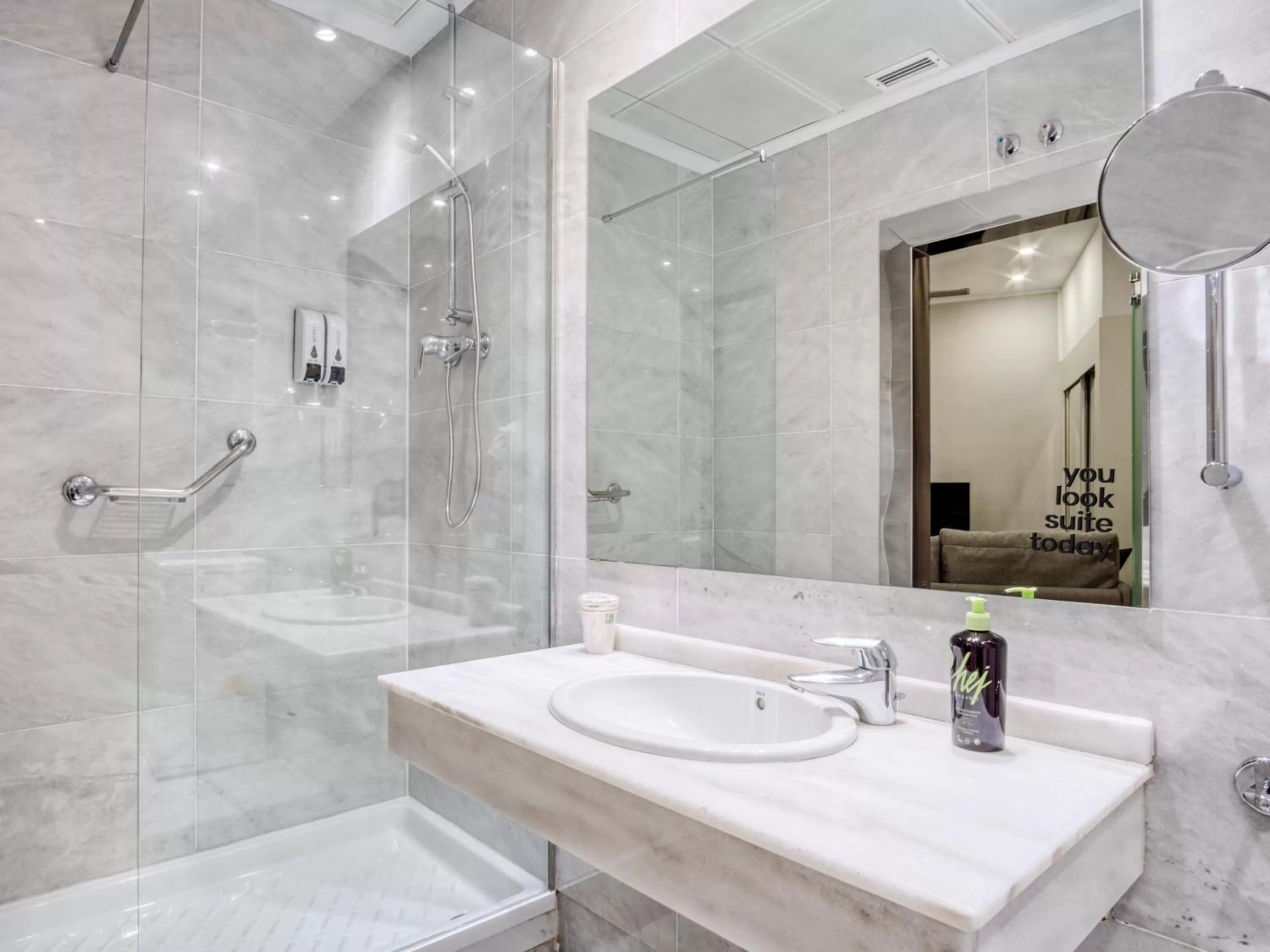 Shower in Limehome Madrid Calle de Don Ramón de la Cruz