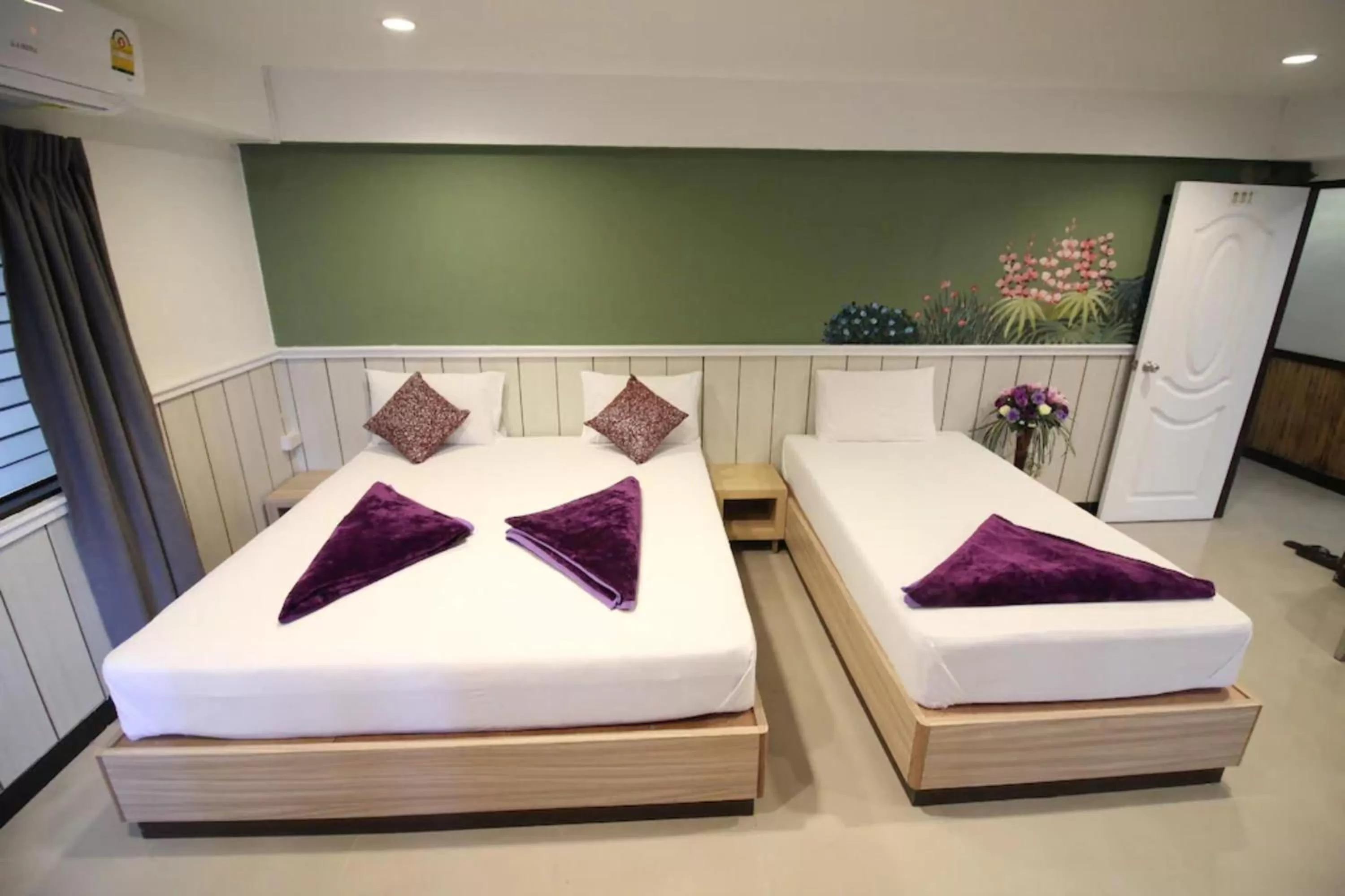 Bedroom, Bed in Kaya Place