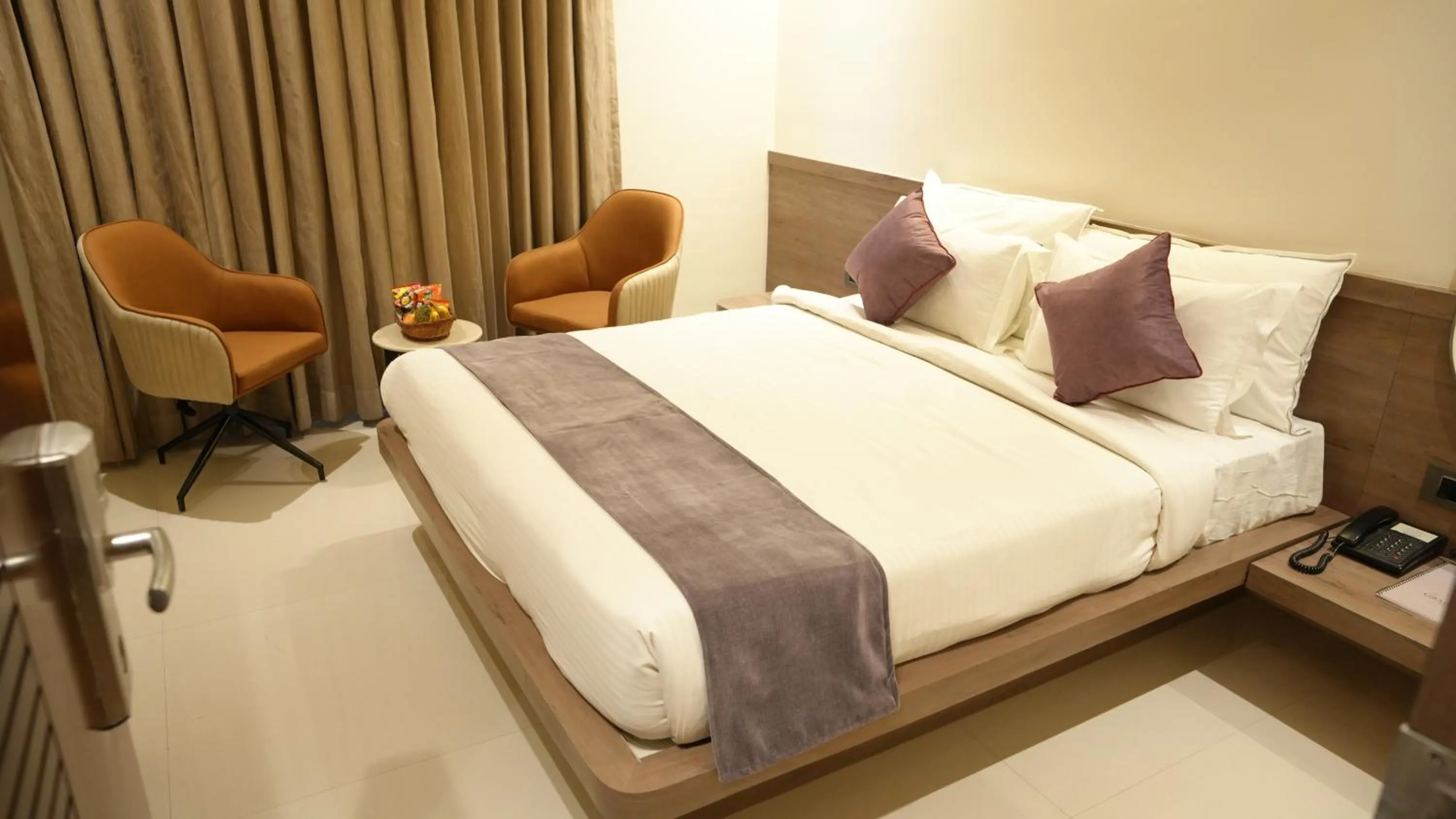 Bed in Jivanta Shirdi