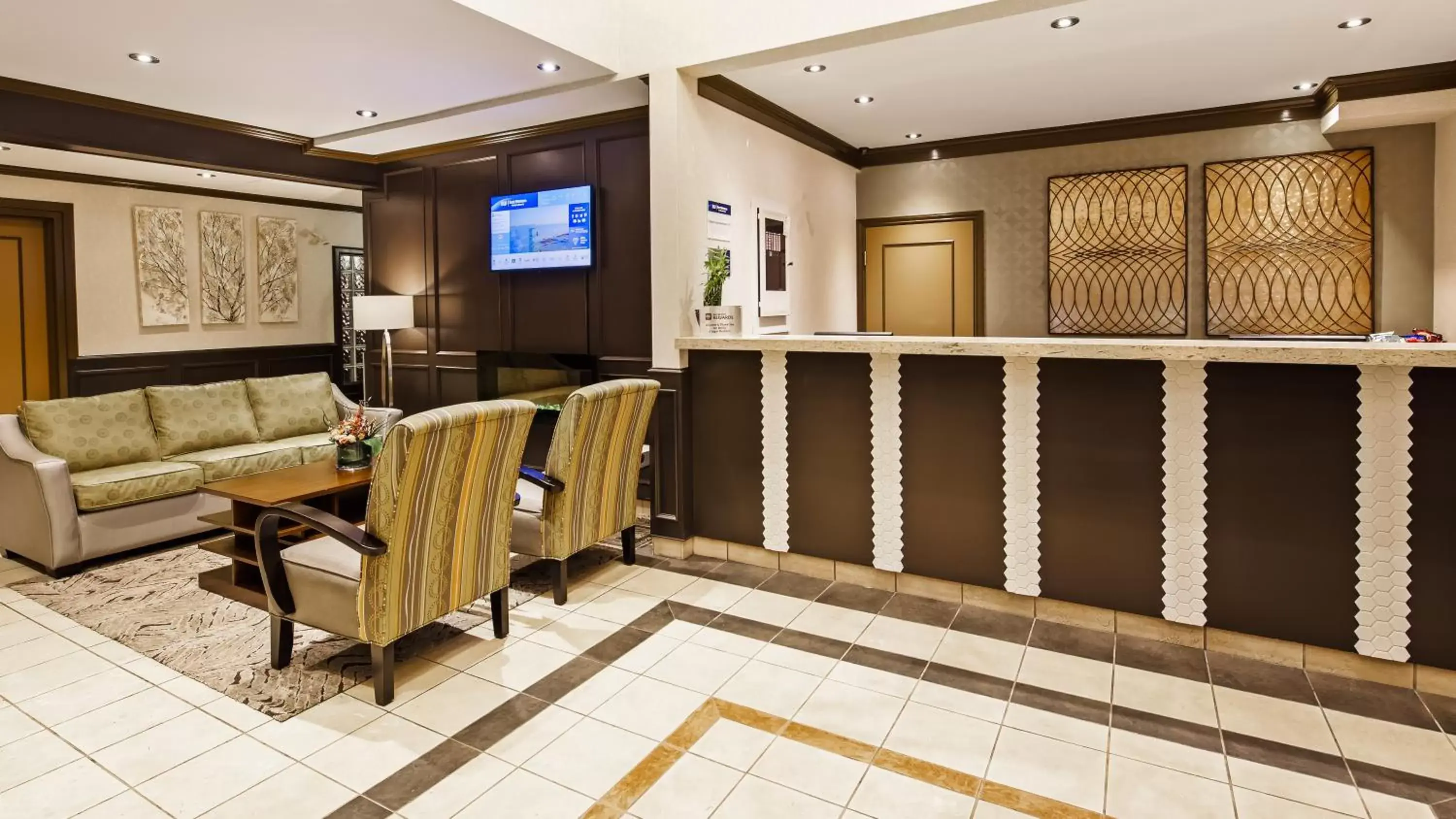 Lobby or reception, Lobby/Reception in Best Western King George Inn & Suites