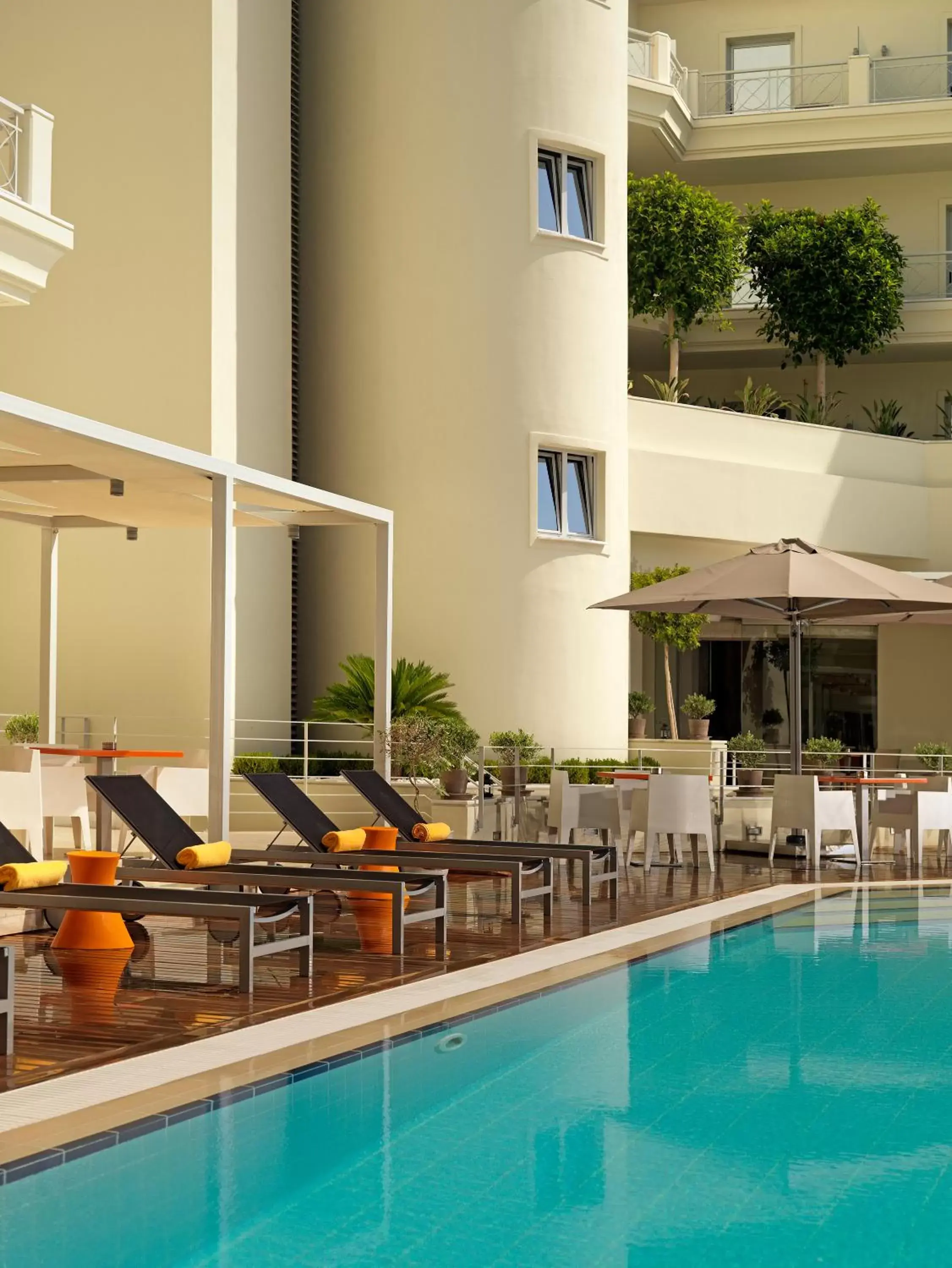 Facade/entrance, Swimming Pool in Elefsina Hotel