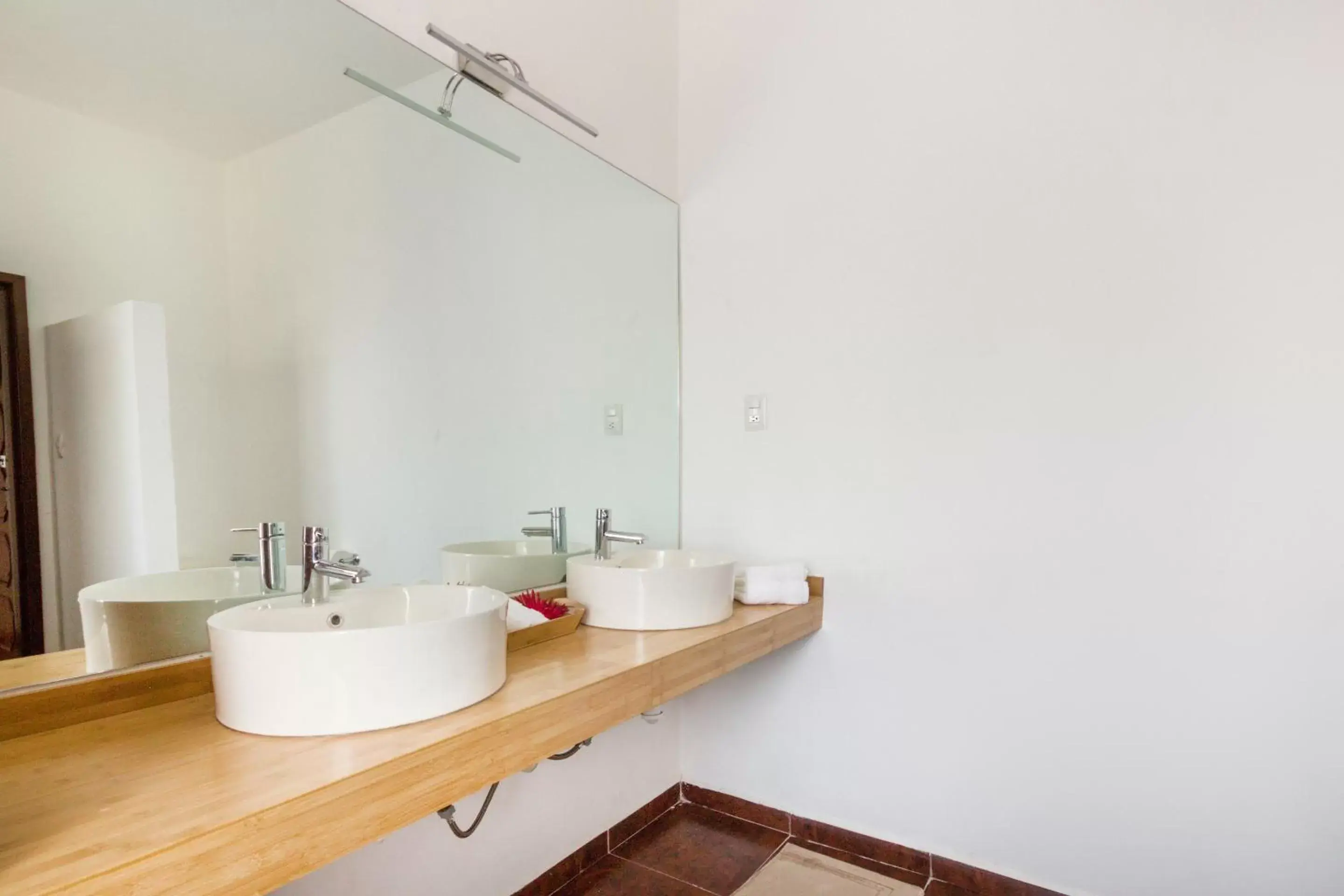 Bathroom in Azabu Hotel Collection