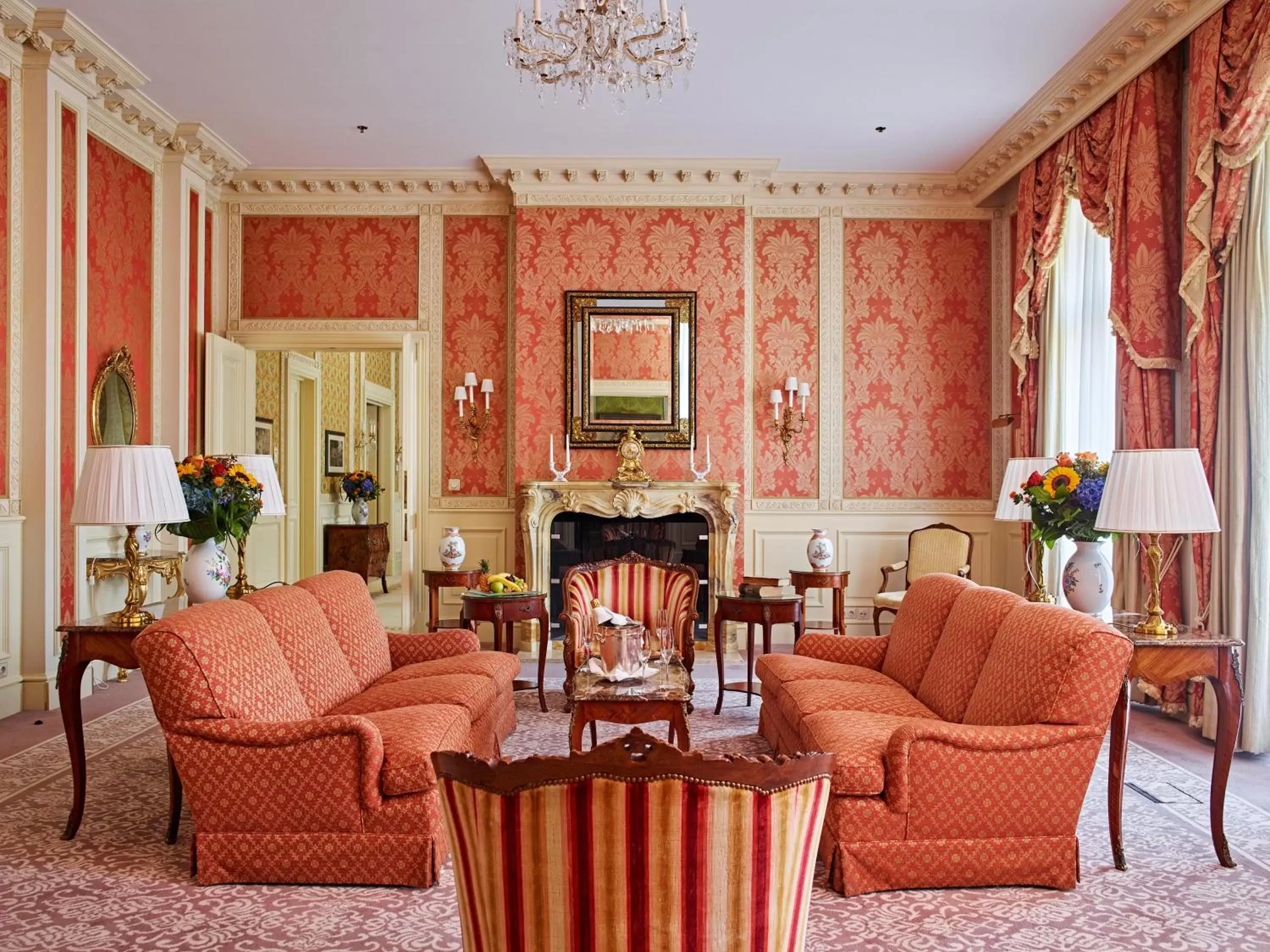 Bedroom, Seating Area in Grand Hotel Wien