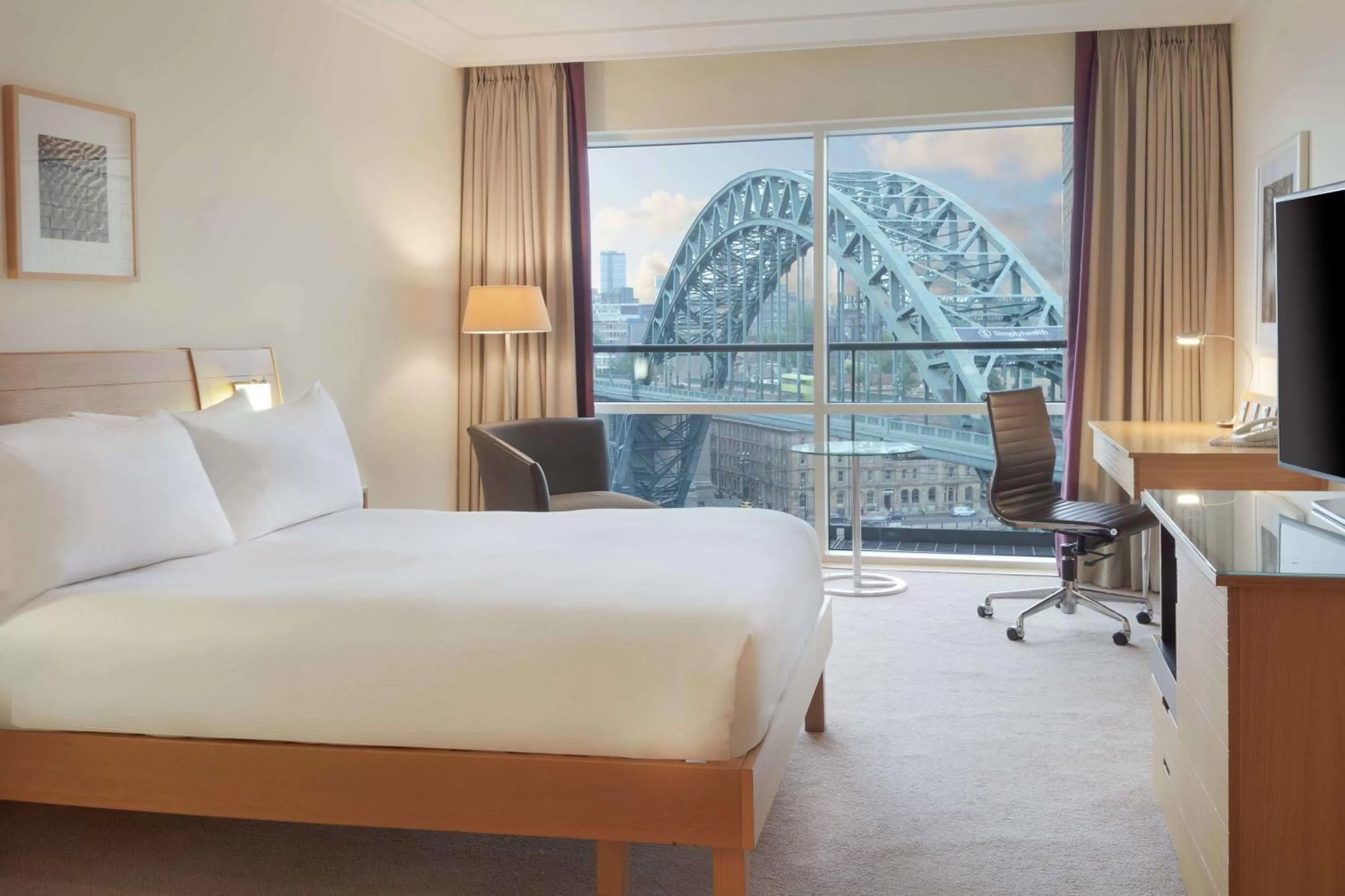 TV and multimedia, Bed in Hilton Newcastle Gateshead