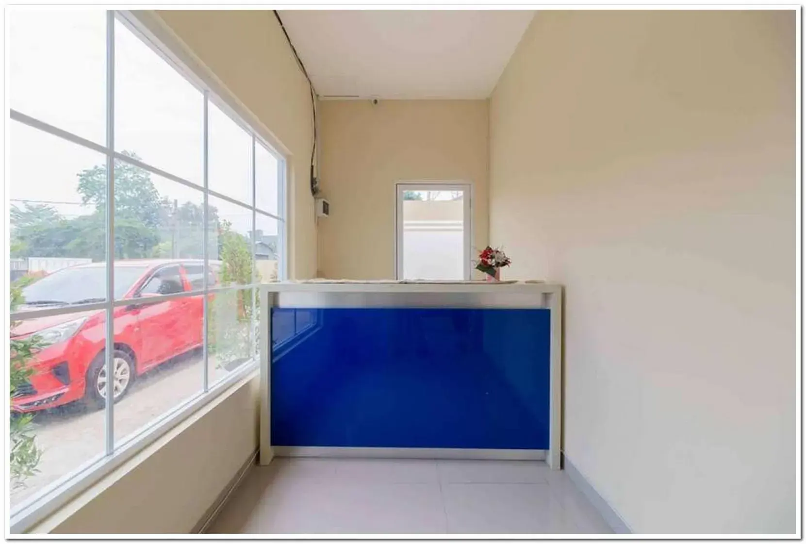 Lobby or reception in KoolKost At Karang Tengah Tangerang Lobby or reception in KoolKost At Karang Tengah Tangerang