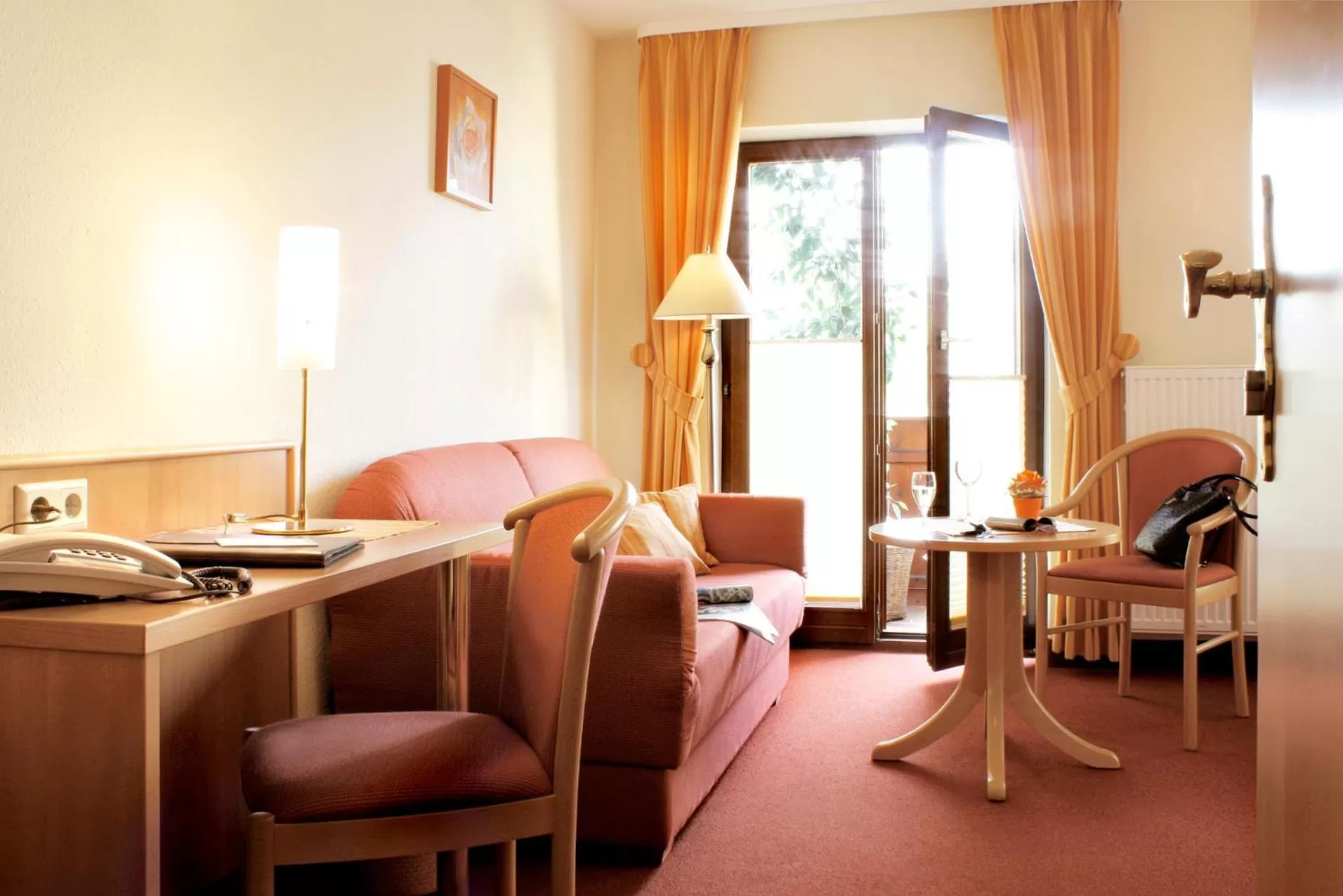 Photo of the whole room in Hotel Rose Heidelberg inklusive Frühstück, Saunanutzung und Parkplätze nach Verfügbarkeit