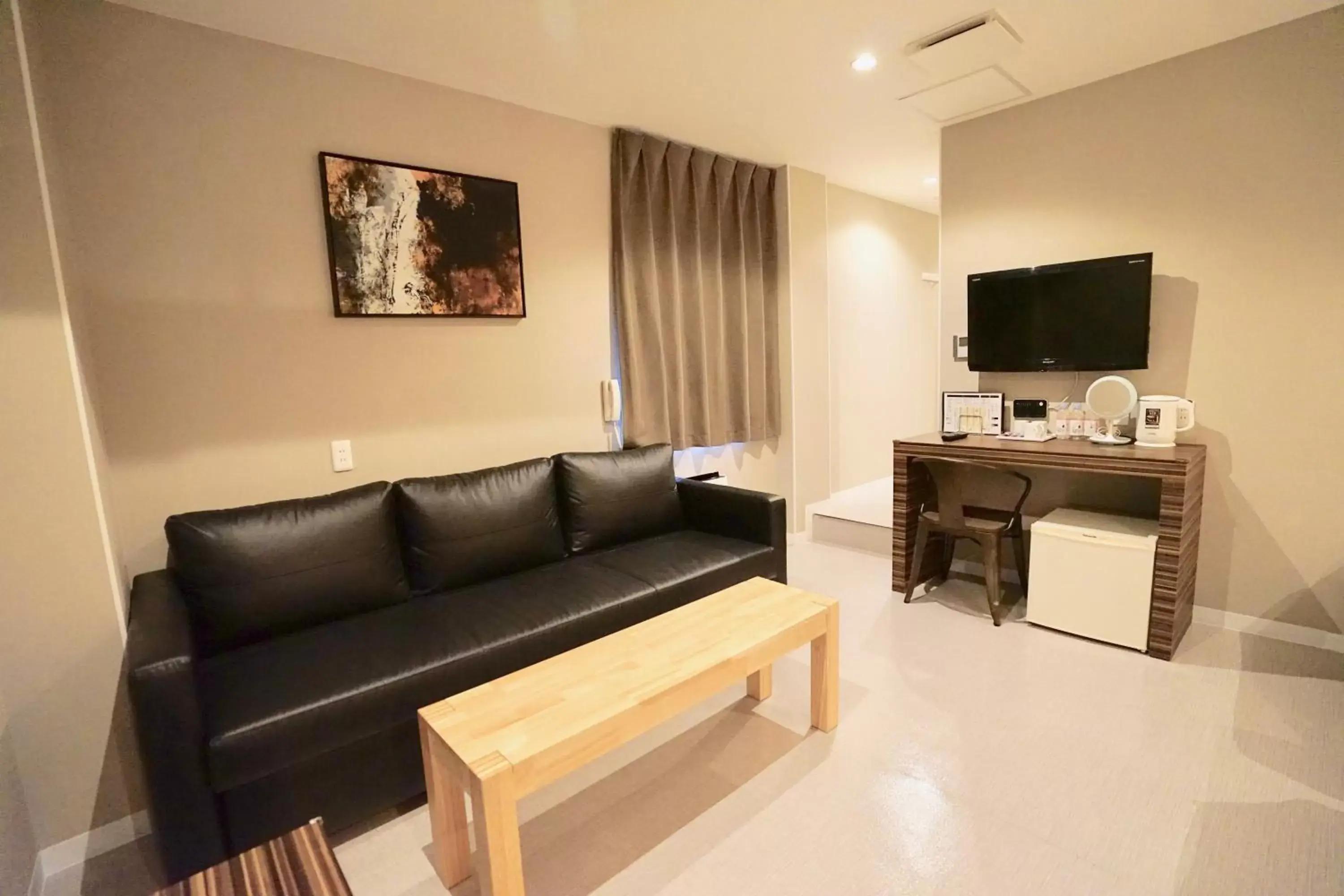 TV and multimedia, Seating Area in Hotel 88 Shinsaibashi