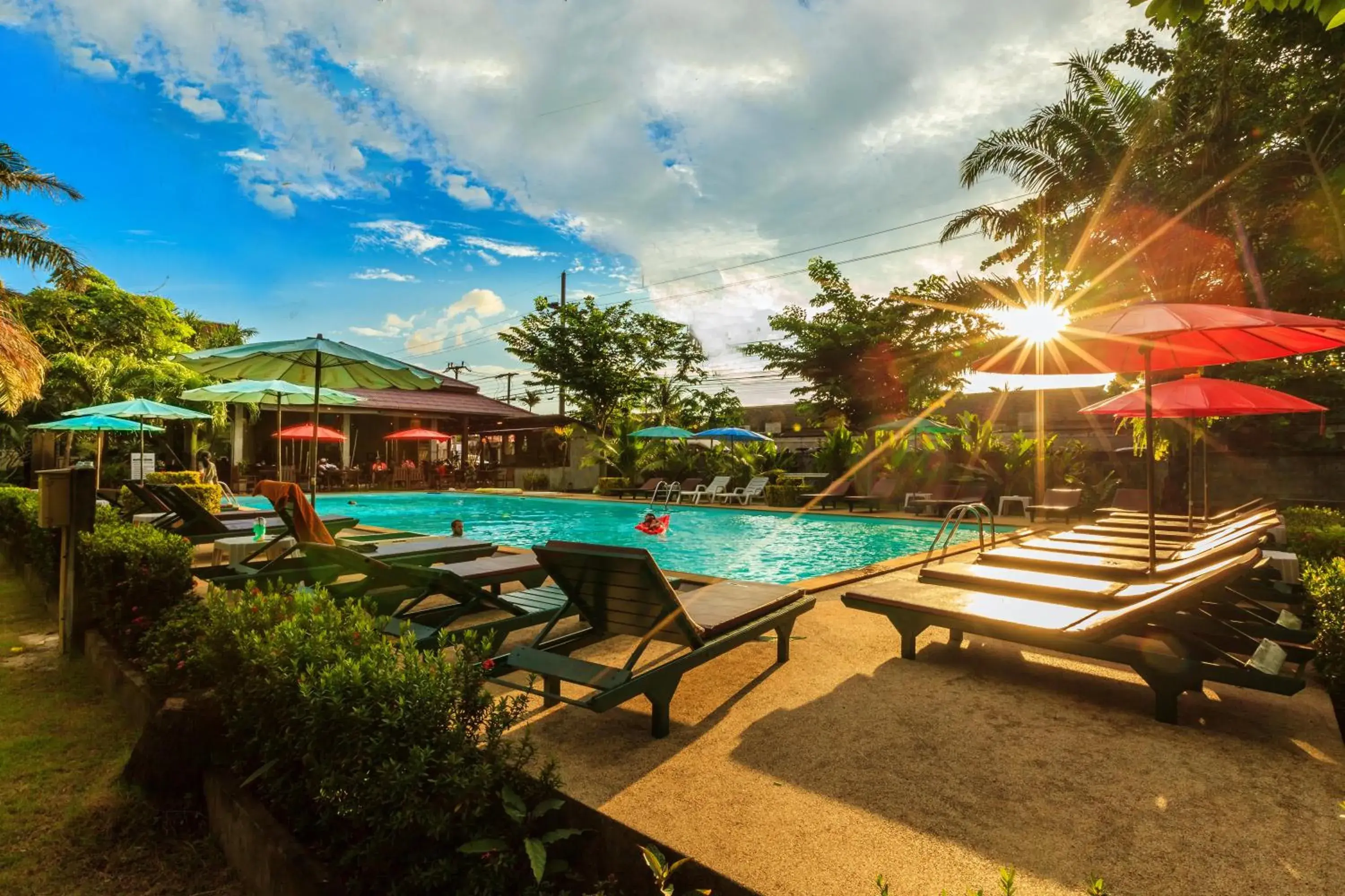 Swimming Pool in Lanta Klong Nin Beach Resort