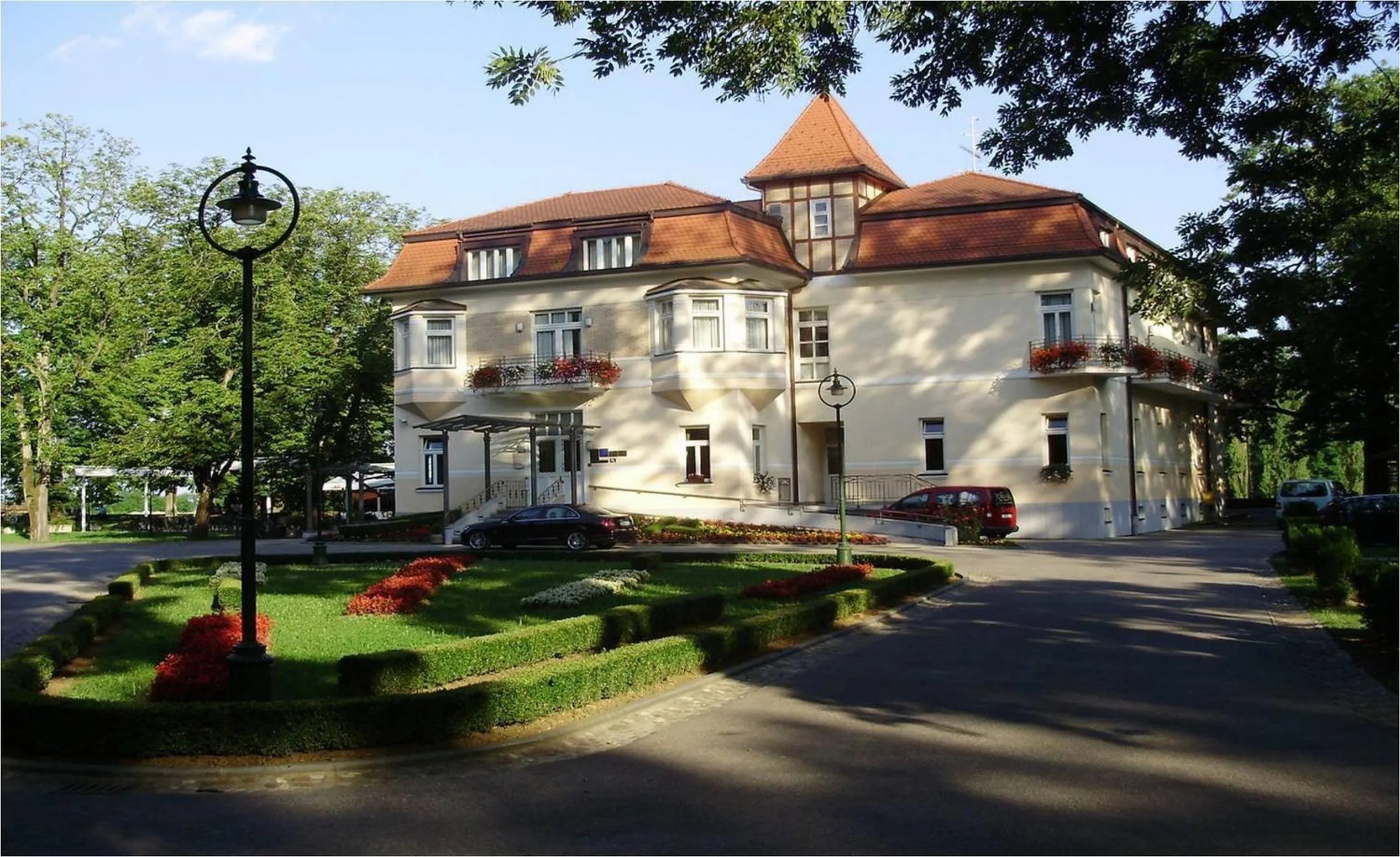 Facade/entrance in Boutique Hotel Korana Srakovcic