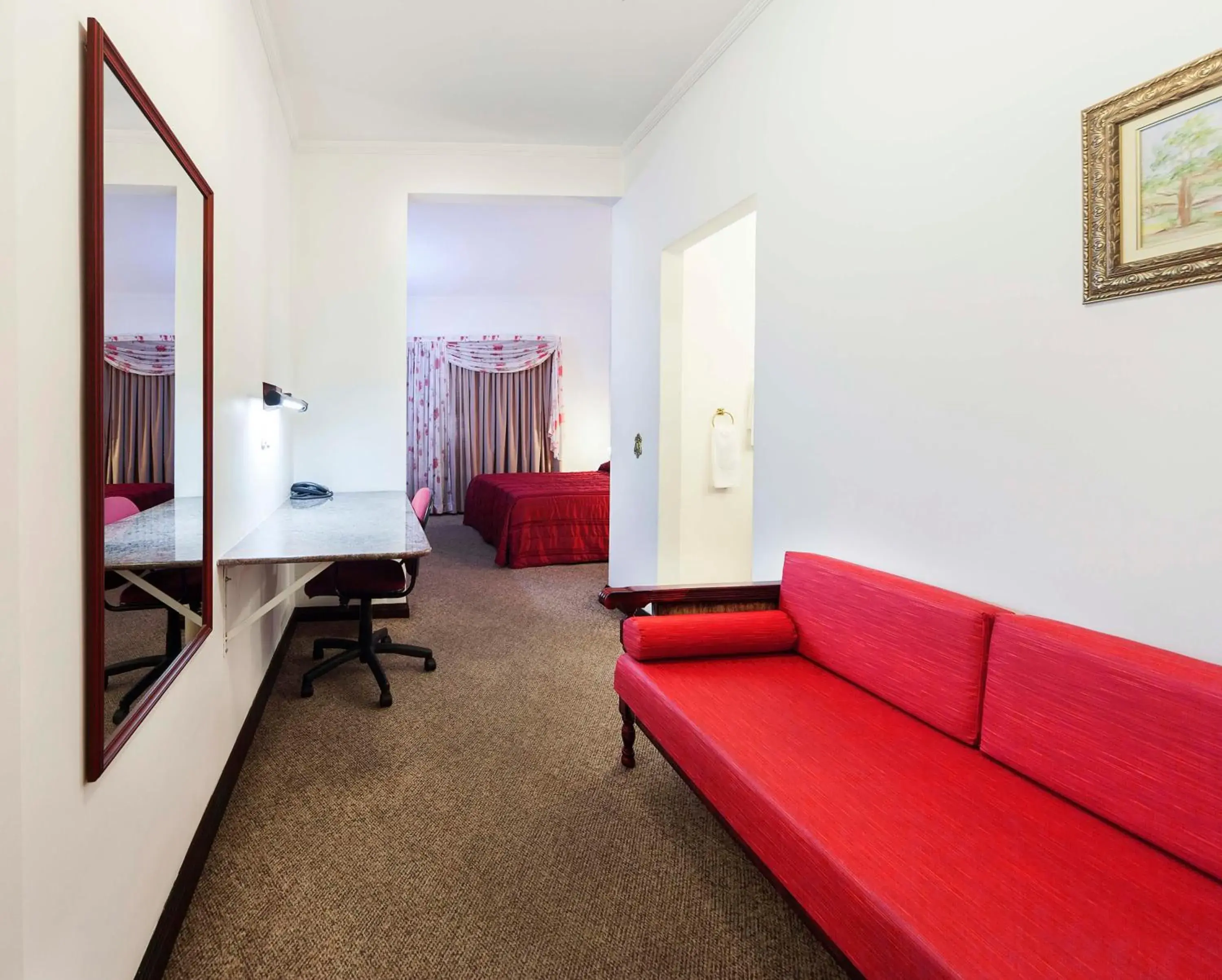 Bedroom, Seating Area in Hotel Tannenhof