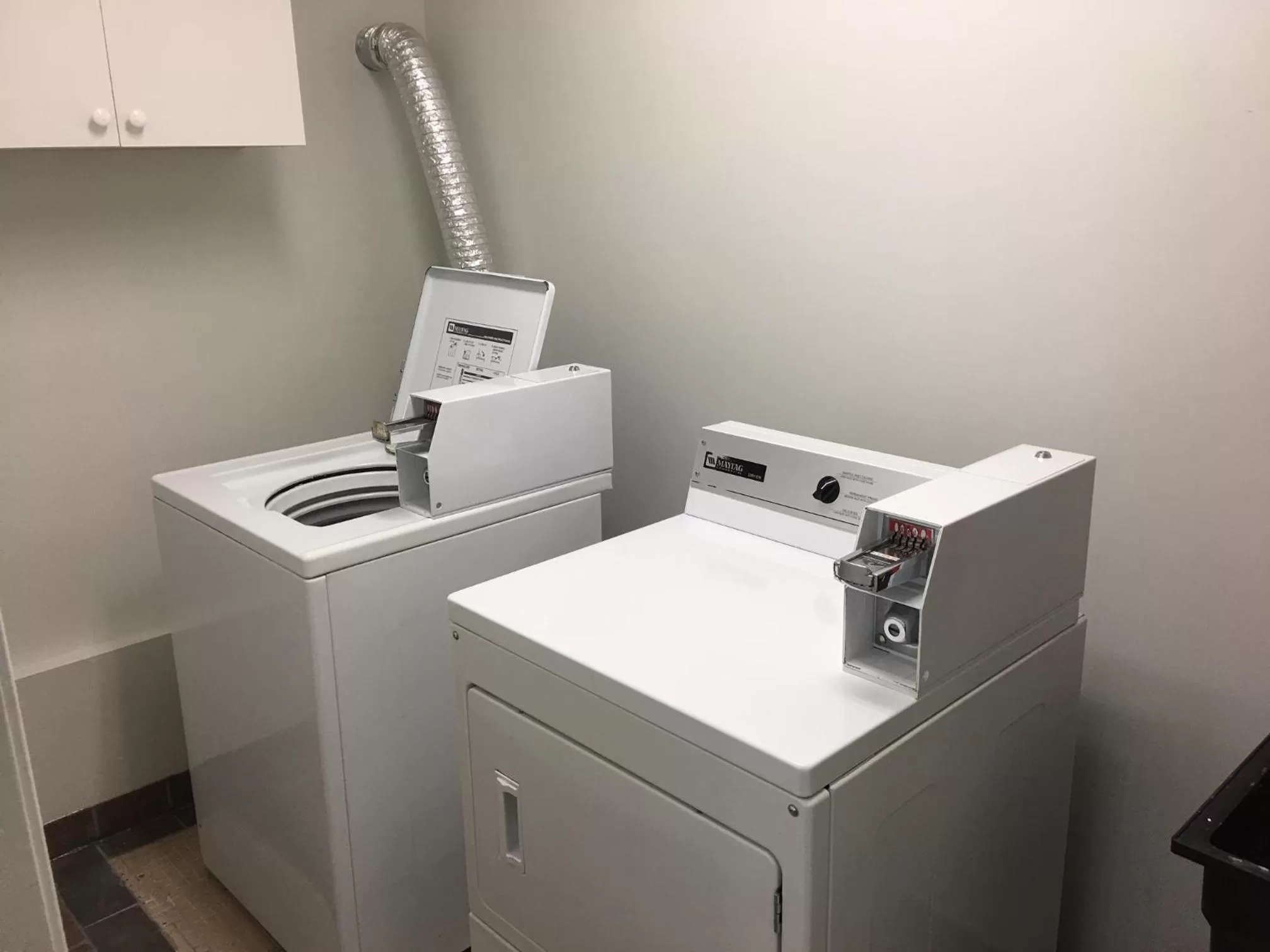 laundry in Cactus Tree Inn