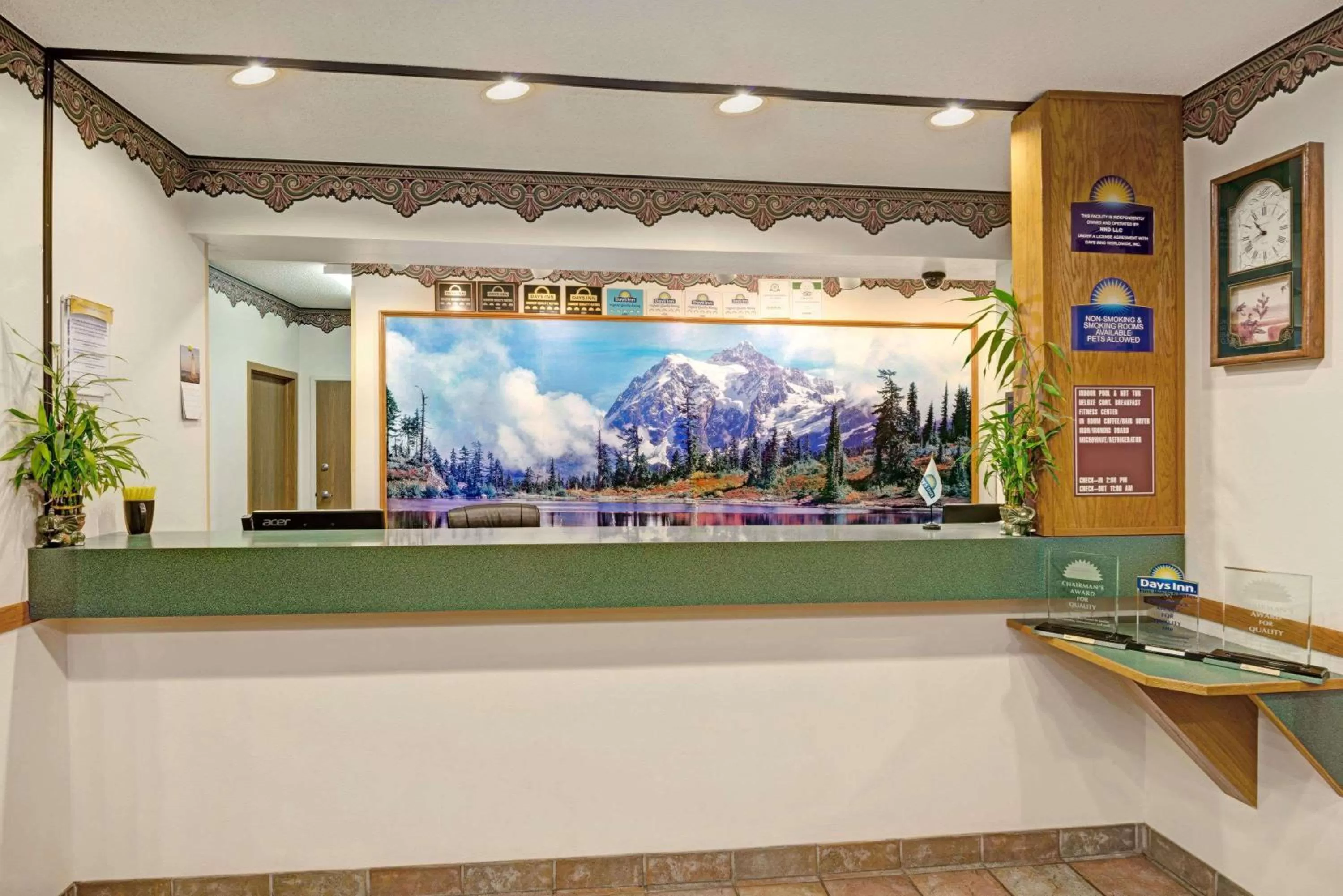 Lobby or reception in Days Inn by Wyndham Laramie