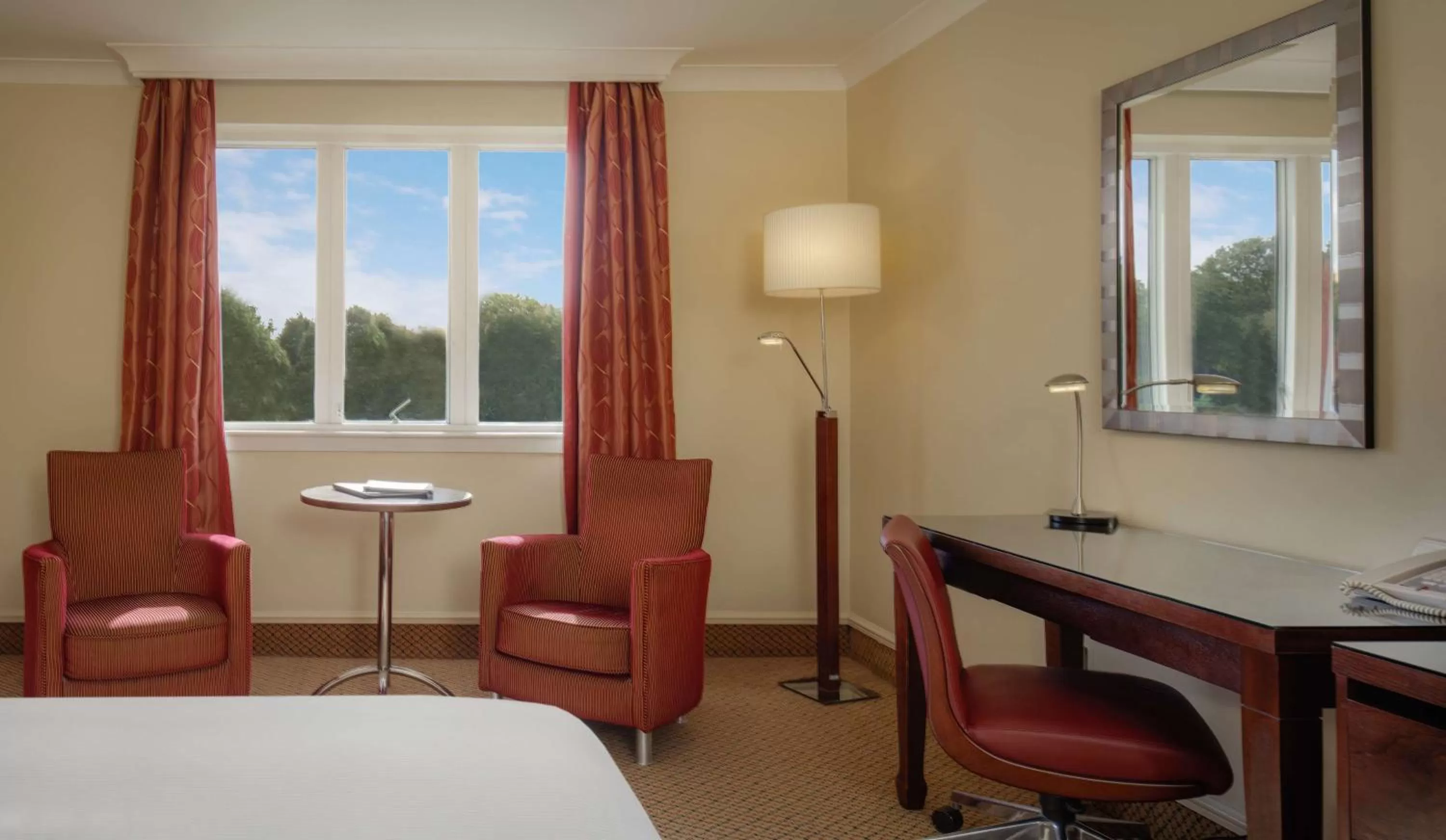 Double Guest Room in Doubletree by Hilton Belfast Templepatrick