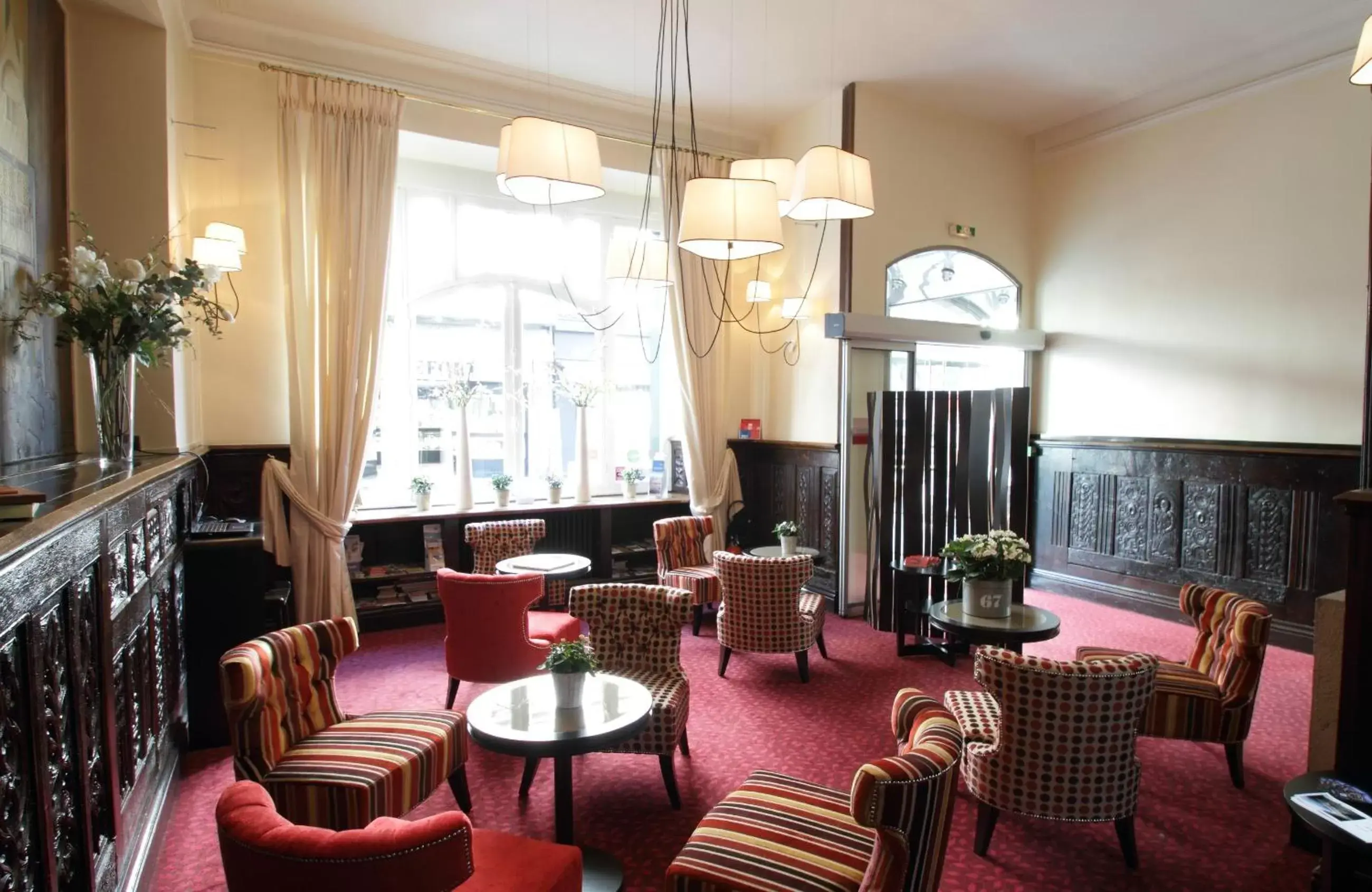 Lobby or reception, Lounge/Bar in Hôtel De L'Europe