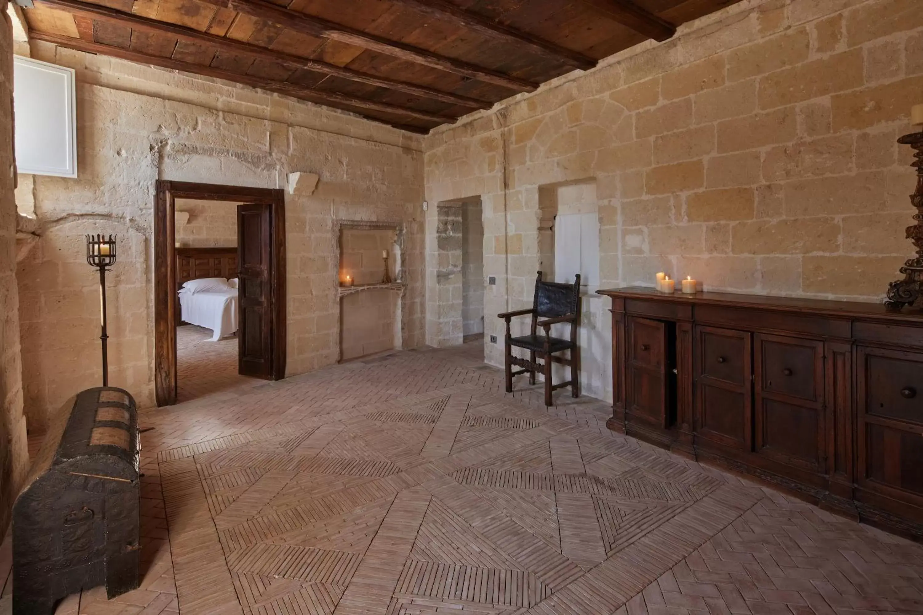 wardrobe in Sextantio Le Grotte Della Civita