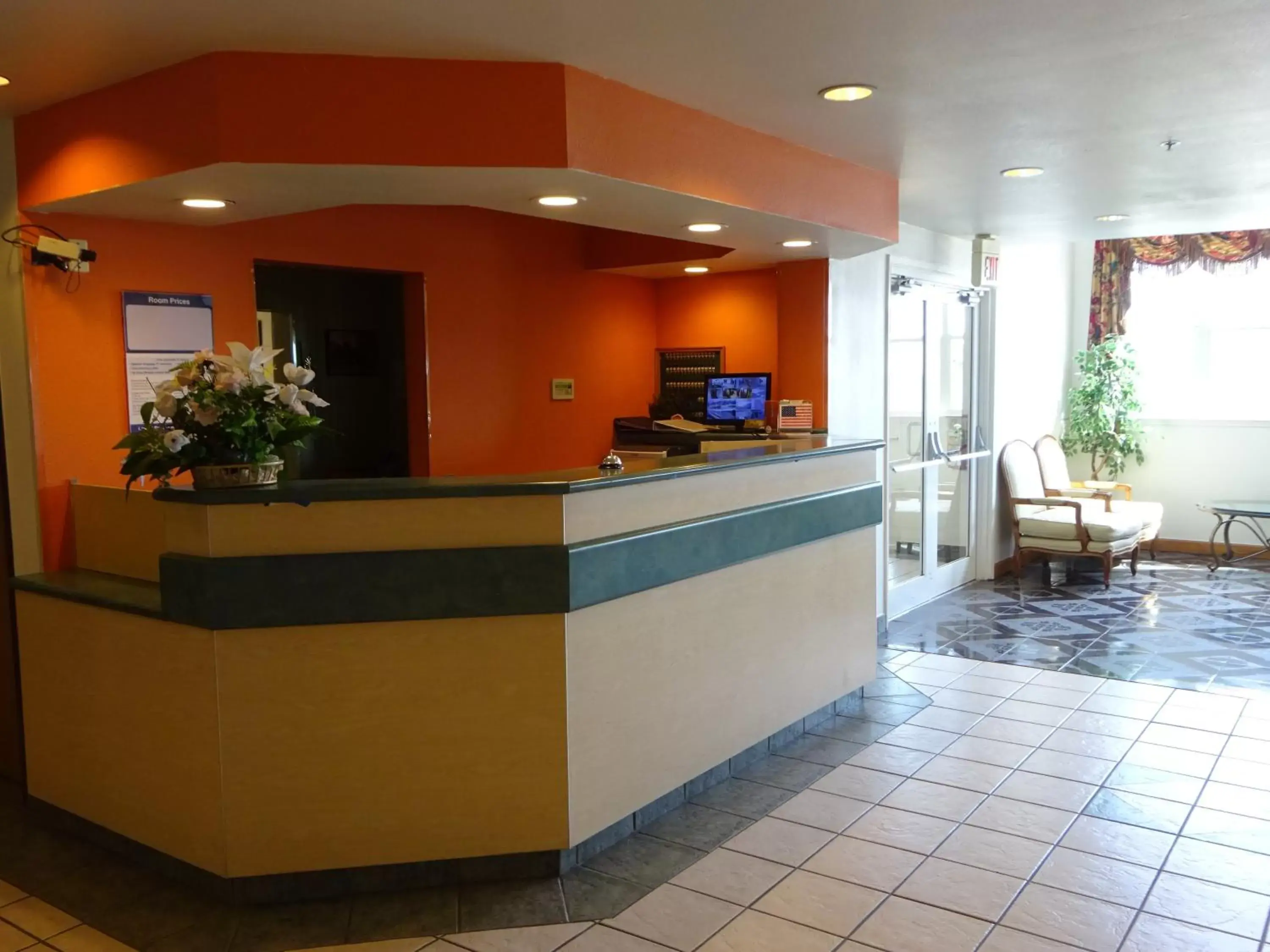 Lobby or reception, Lobby/Reception in Motel 6-Fort Worth, TX - Burleson