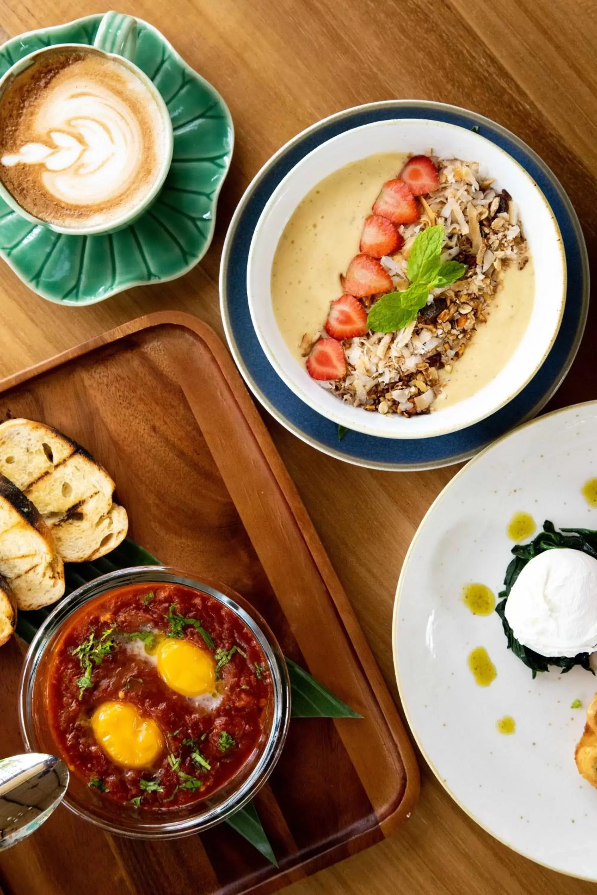Breakfast in Deep Roots Dive & Yoga Resort Breakfast in Deep Roots Dive & Yoga Resort