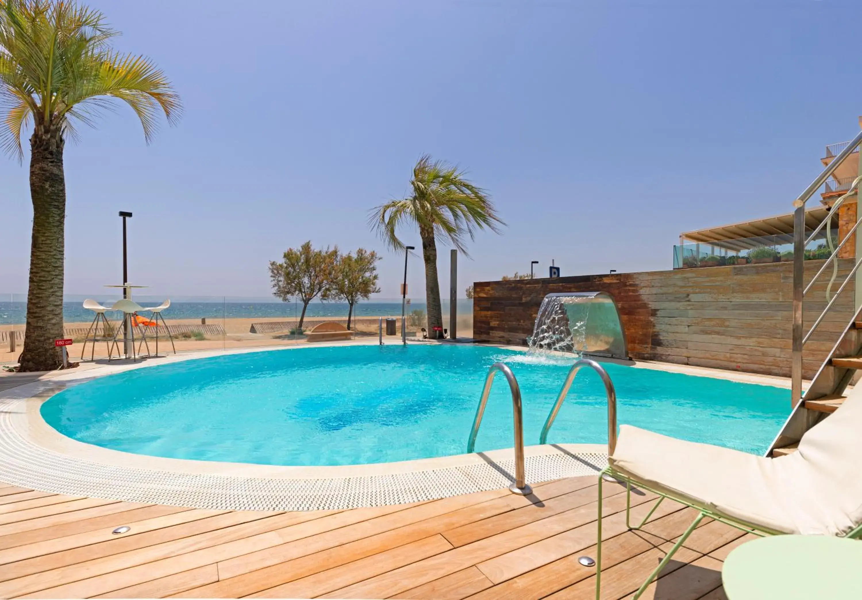 Swimming Pool in Hotel Maritim