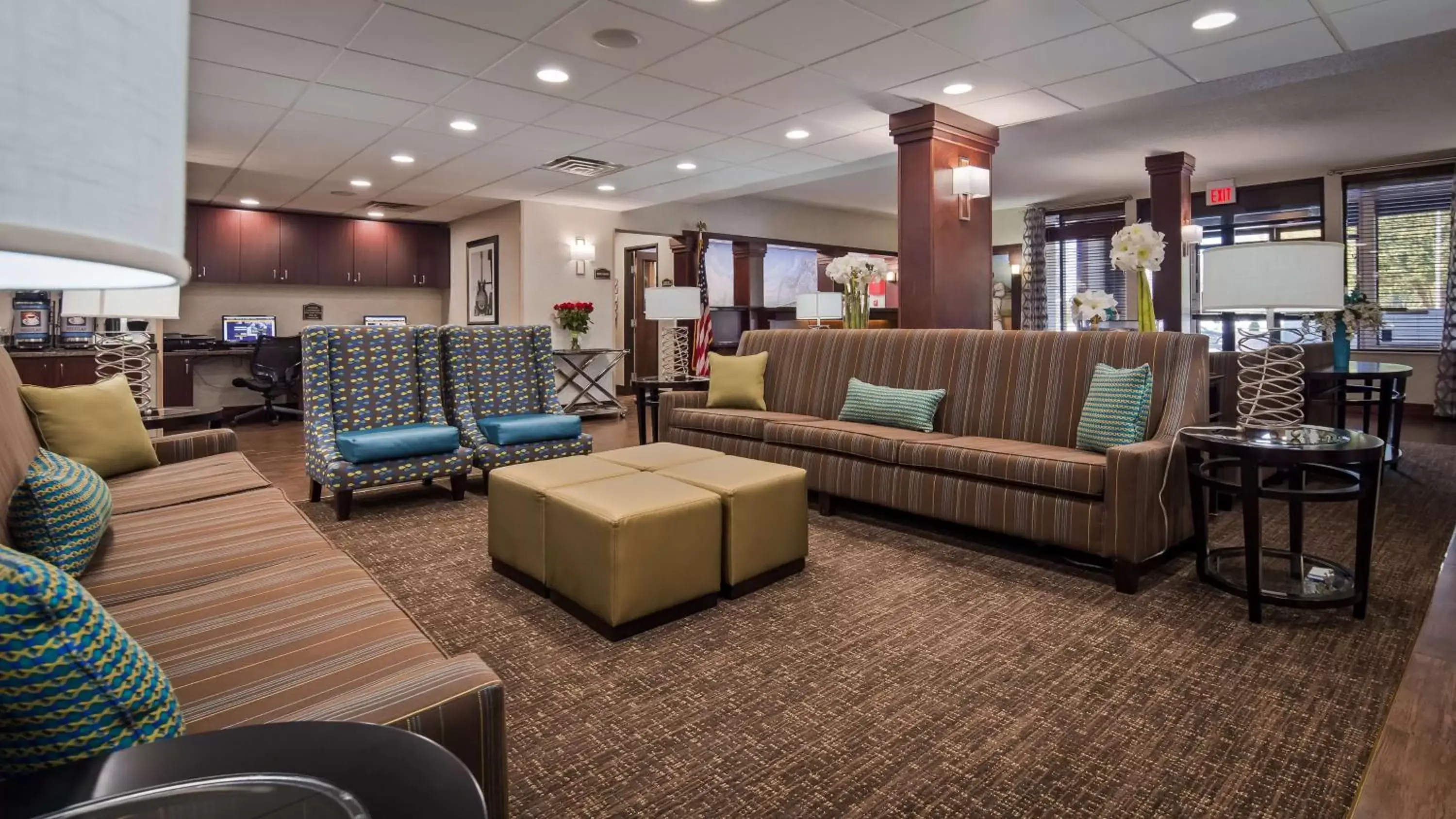 Lobby or reception in Best Western Plus Galleria Inn & Suites