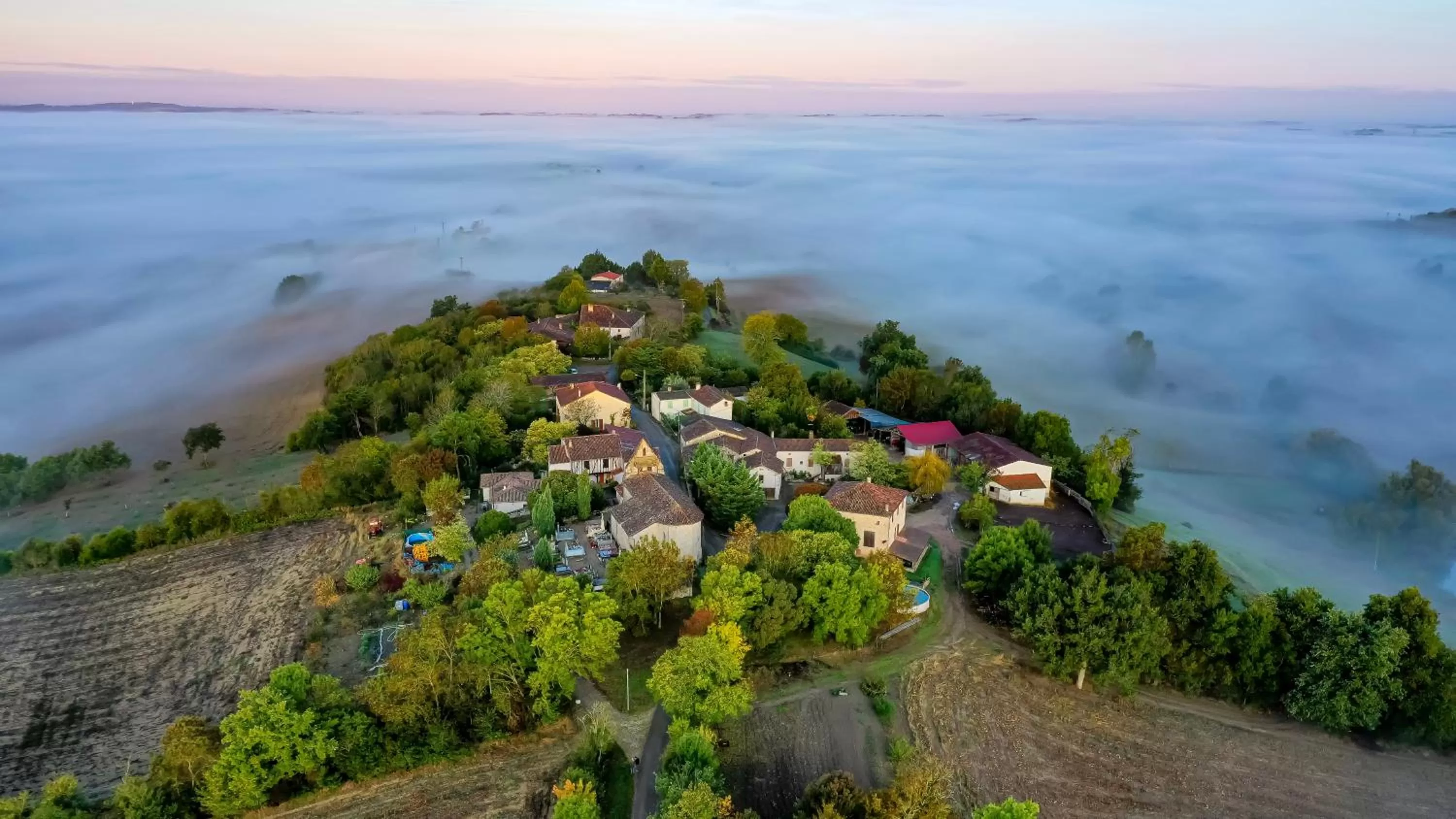 Natural landscape, Bird's-eye View in Barbonvielle Astaffort
