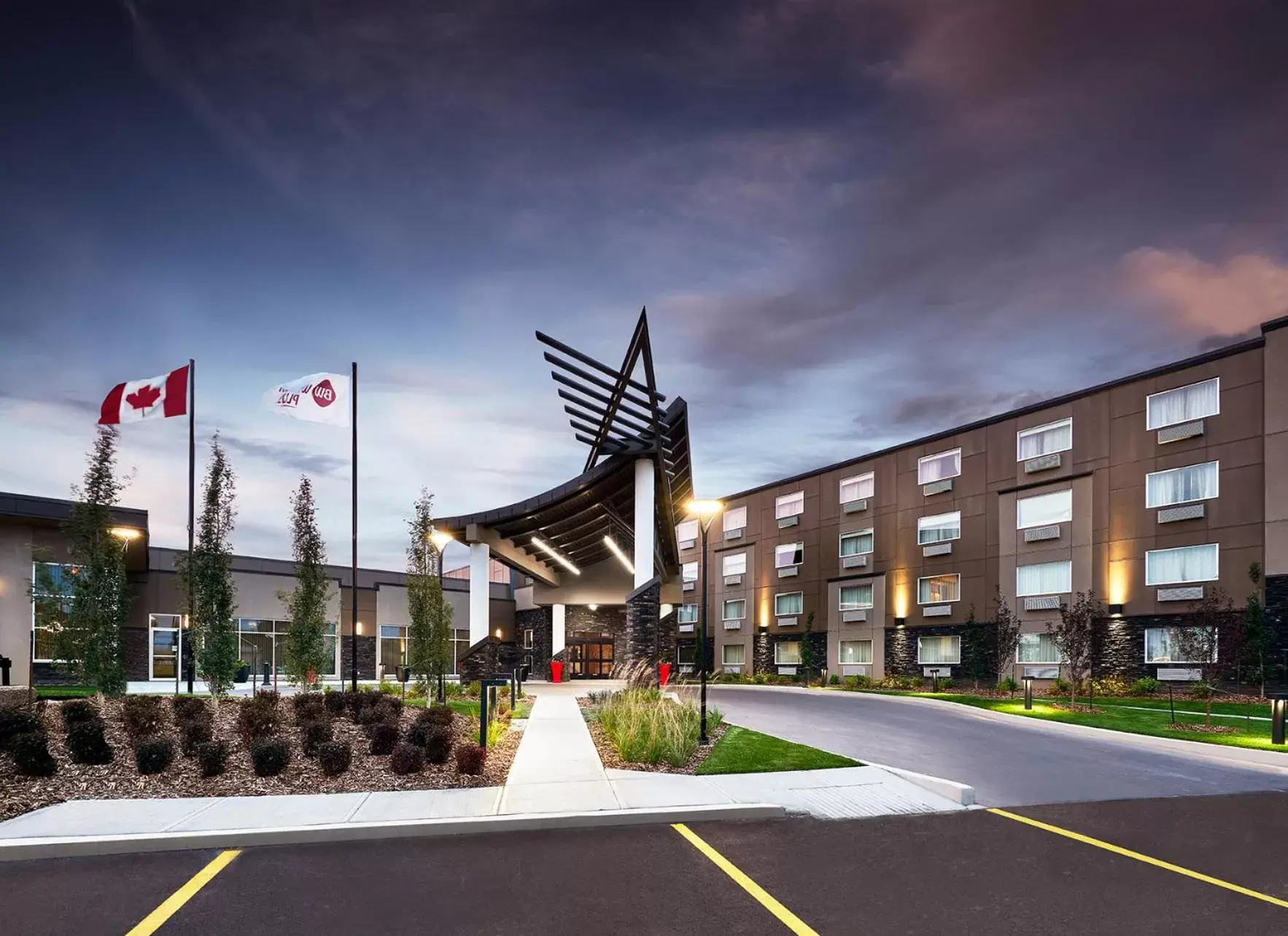 Facade/entrance, Property Building in Best Western Plus Edmonton Airport Hotel