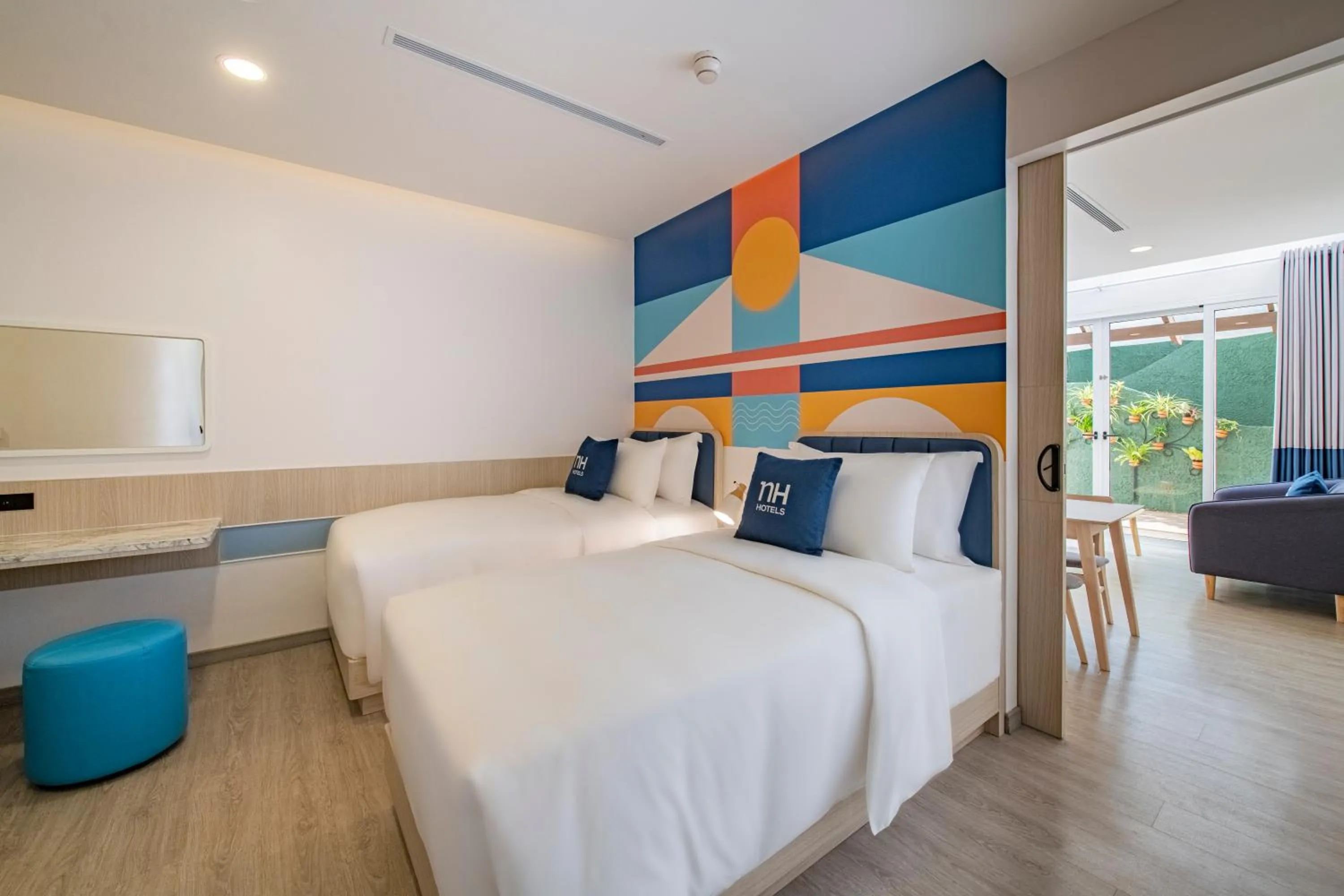 Bedroom, Bed in NH Boat Lagoon Phuket Resort