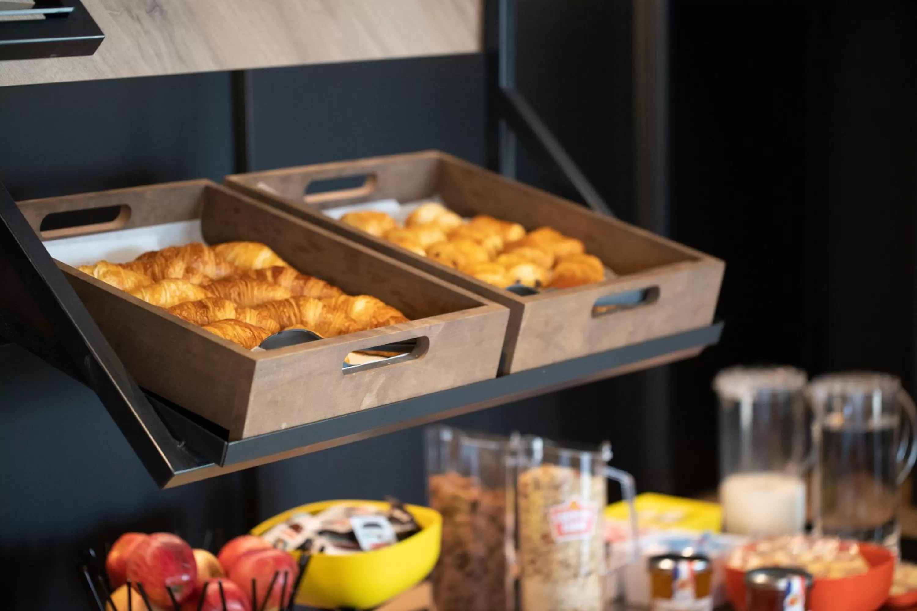 Food and drinks in B&B HOTEL Compiègne